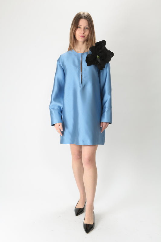 https://admin.shopify.com/store/gulieshop/products/9106756796765#:~:text=Invia-,The%20M%20Abito%20in%20shantung%20Renna,-Contenuto%20multimediale%201