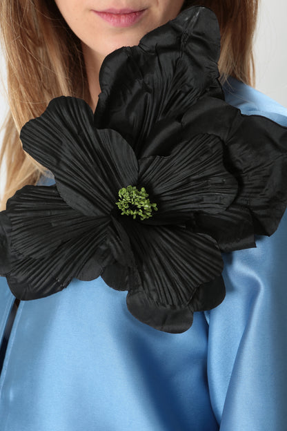 https://admin.shopify.com/store/gulieshop/products/9106756796765#:~:text=Invia-,The%20M%20Abito%20in%20shantung%20Renna,-Contenuto%20multimediale%201