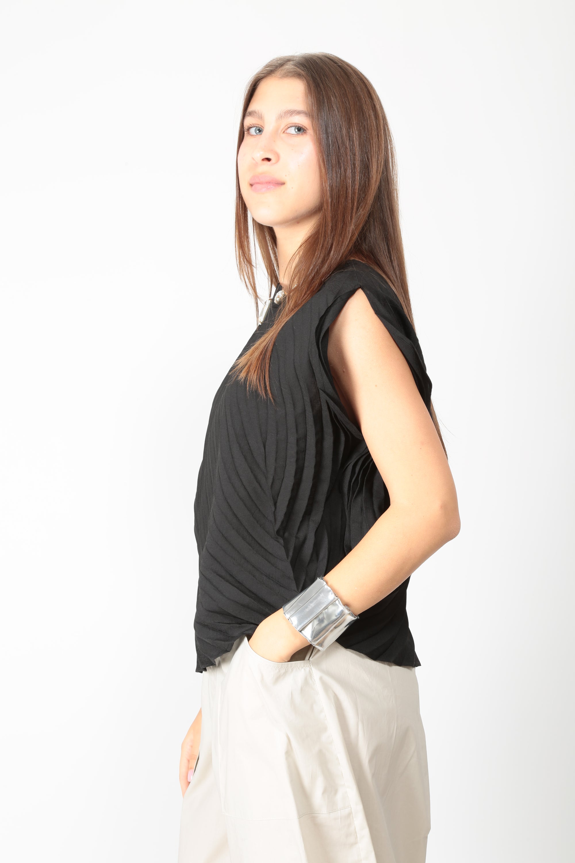 https://admin.shopify.com/store/gulieshop/products/16279612555613