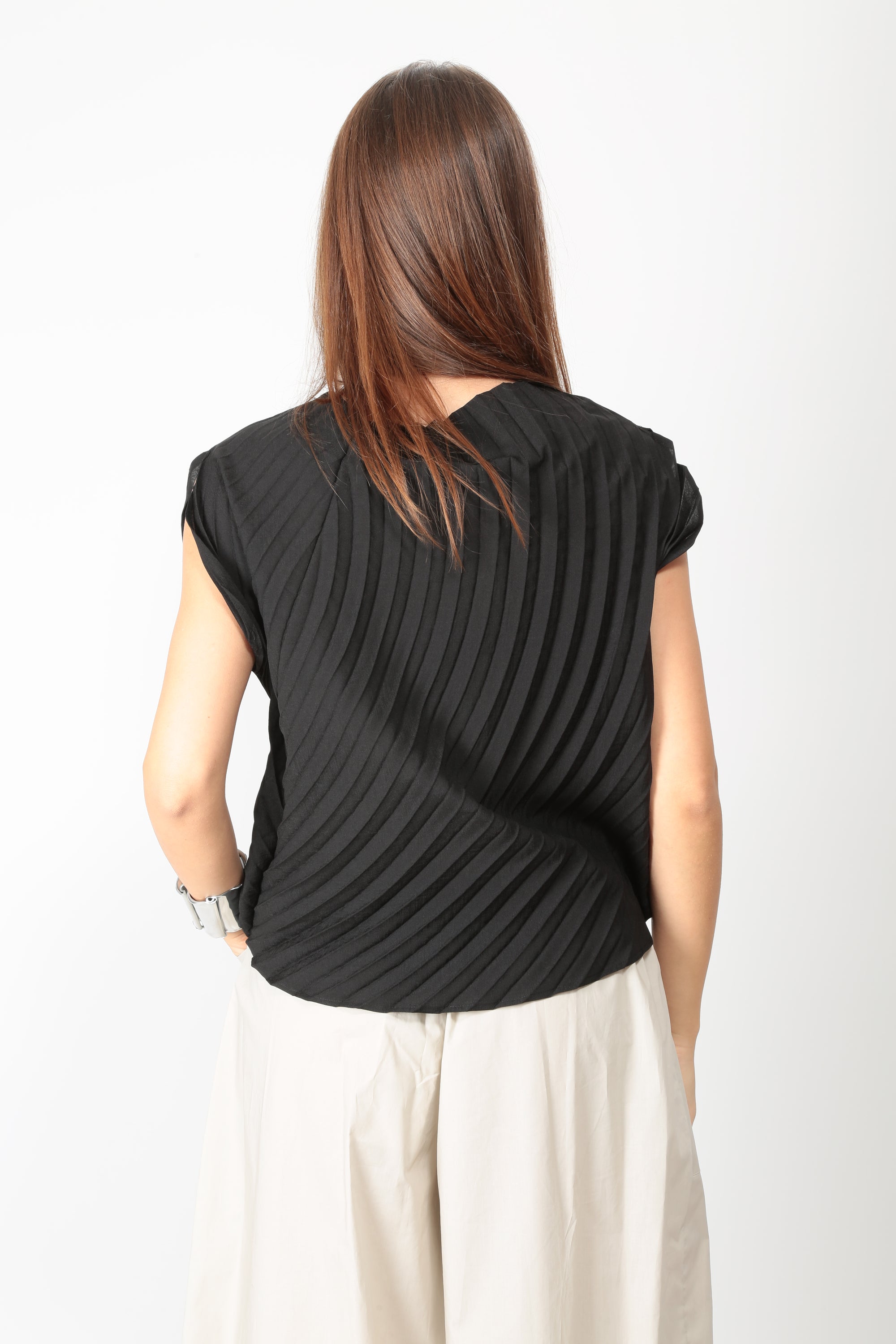 https://admin.shopify.com/store/gulieshop/products/16279612555613