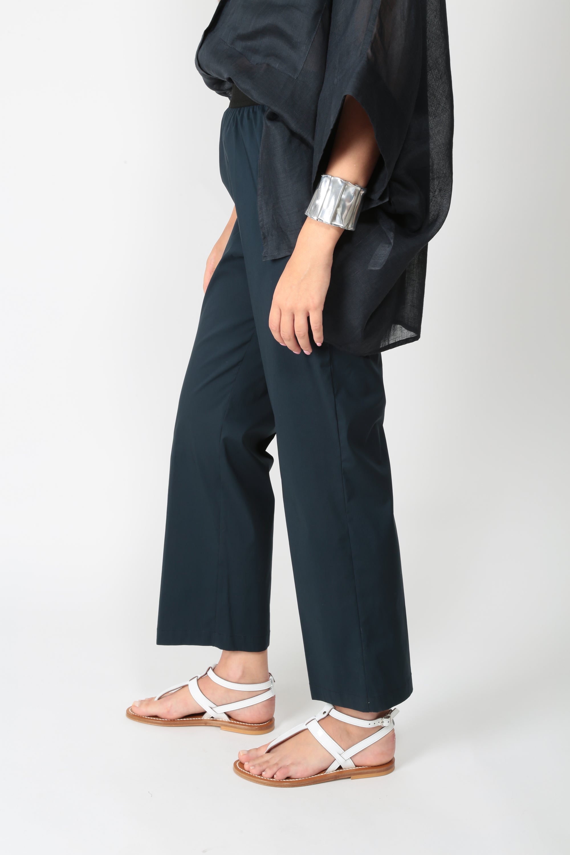 https://admin.shopify.com/store/gulieshop/products/16279613964637