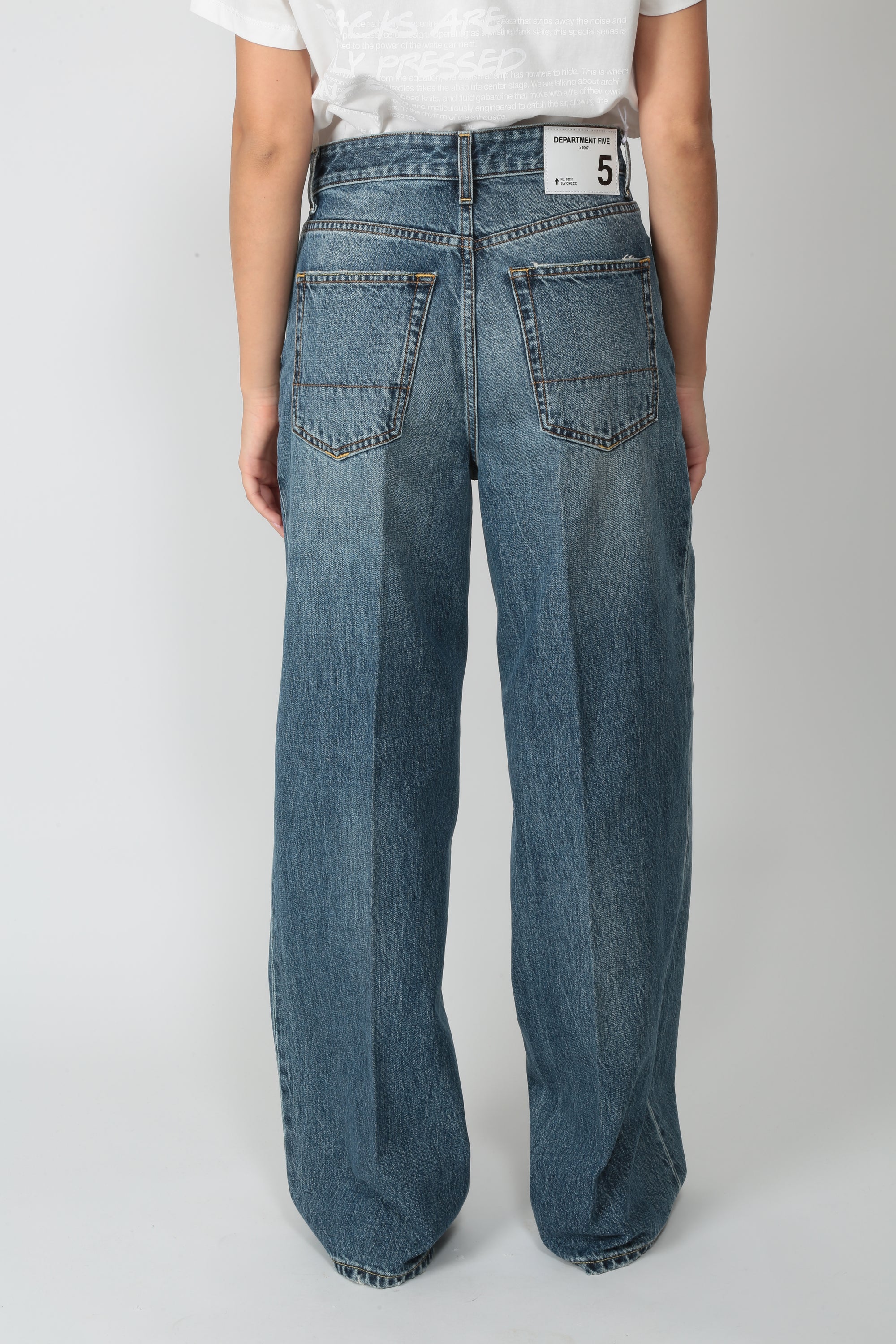 https://admin.shopify.com/store/gulieshop/products/16314026885469#:~:text=https%3A//www.gulieshop.it%20%E2%80%BA%20products%20%E2%80%BA%20department%2D5%2Djeans%2Dampio%2Dexpress%2Ddp52953d2df0080236ad