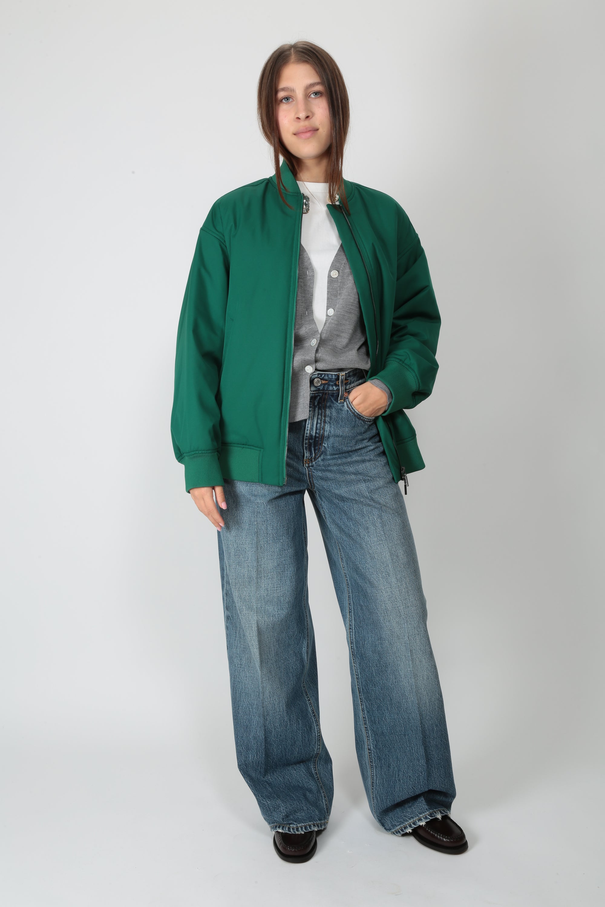 https://admin.shopify.com/store/gulieshop/products/16314026885469#:~:text=https%3A//www.gulieshop.it%20%E2%80%BA%20products%20%E2%80%BA%20department%2D5%2Djeans%2Dampio%2Dexpress%2Ddp52953d2df0080236ad