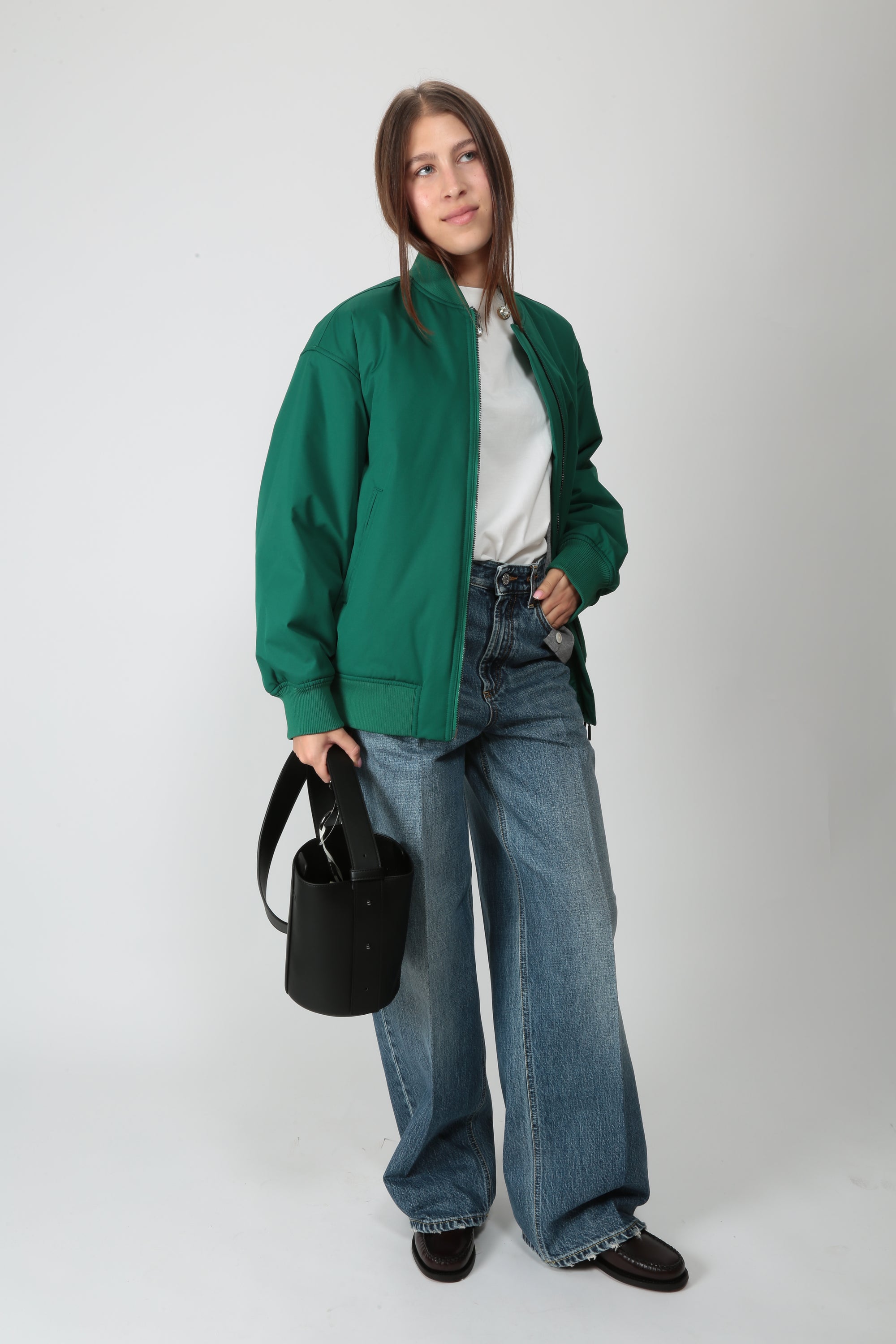 https://admin.shopify.com/store/gulieshop/products/16312906842461