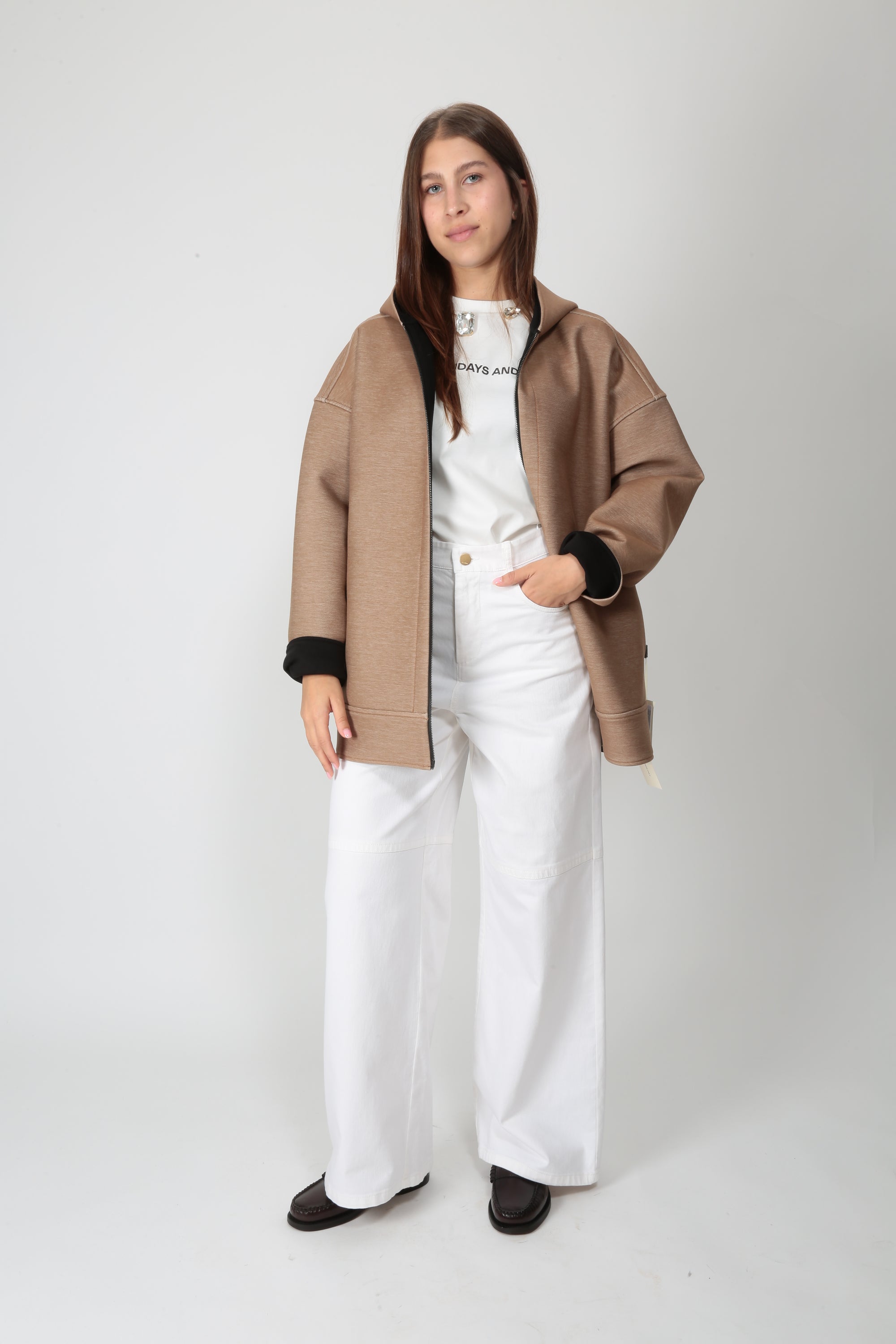 https://admin.shopify.com/store/gulieshop/products/16312906514781#:~:text=https%3A//www.gulieshop.it%20%E2%80%BA%20products%20%E2%80%BA%20maxmara%2Dmm%2Dbomber%2Din%2Dscuba%2Dmmlfinire