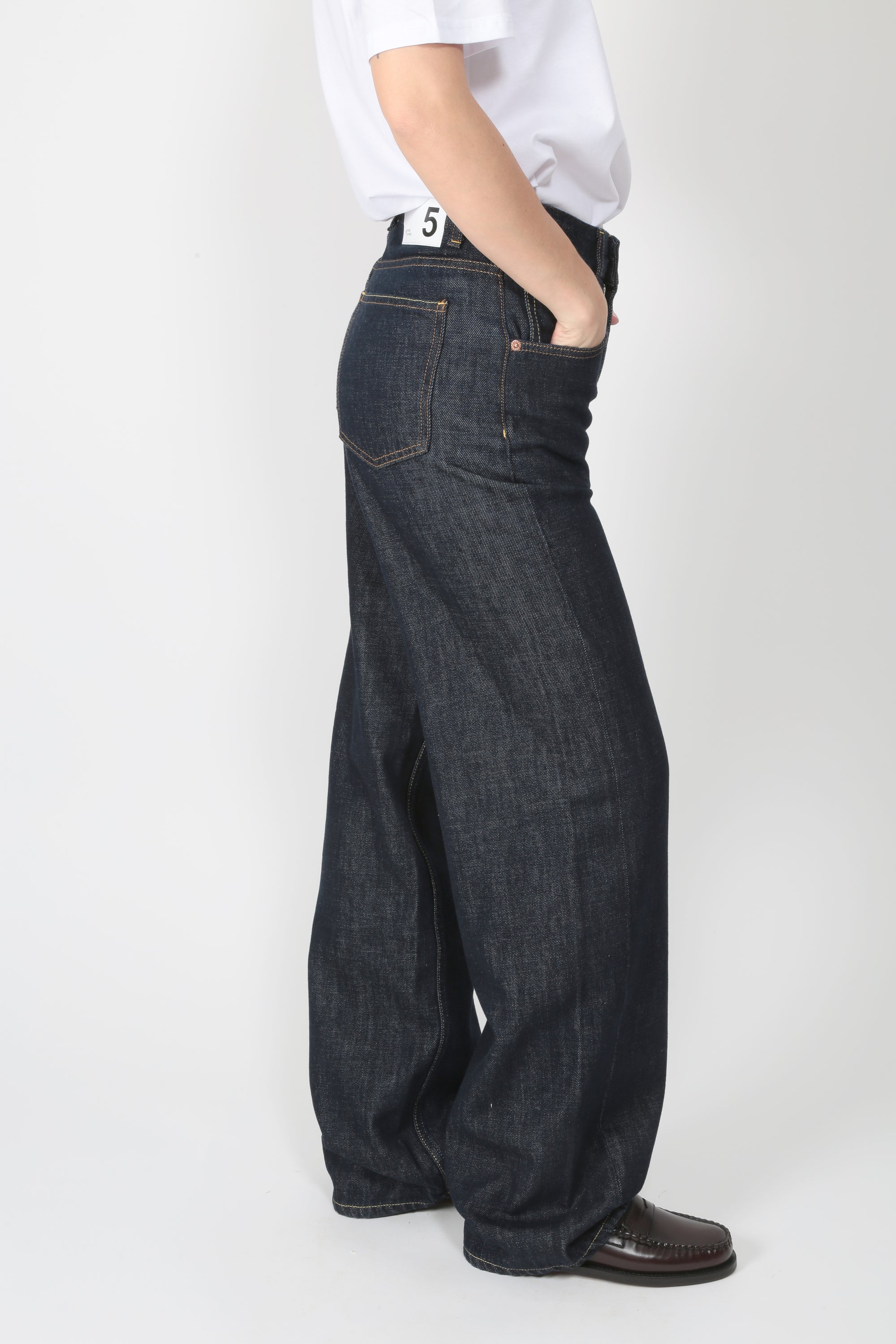 https://admin.shopify.com/store/gulieshop/products/16314027016541#:~:text=https%3A//www.gulieshop.it%20%E2%80%BA%20products%20%E2%80%BA%20department%2D5%2Djeans%2Dwide%2Dleg%2Dpop%2Ddp55253d2df0086439