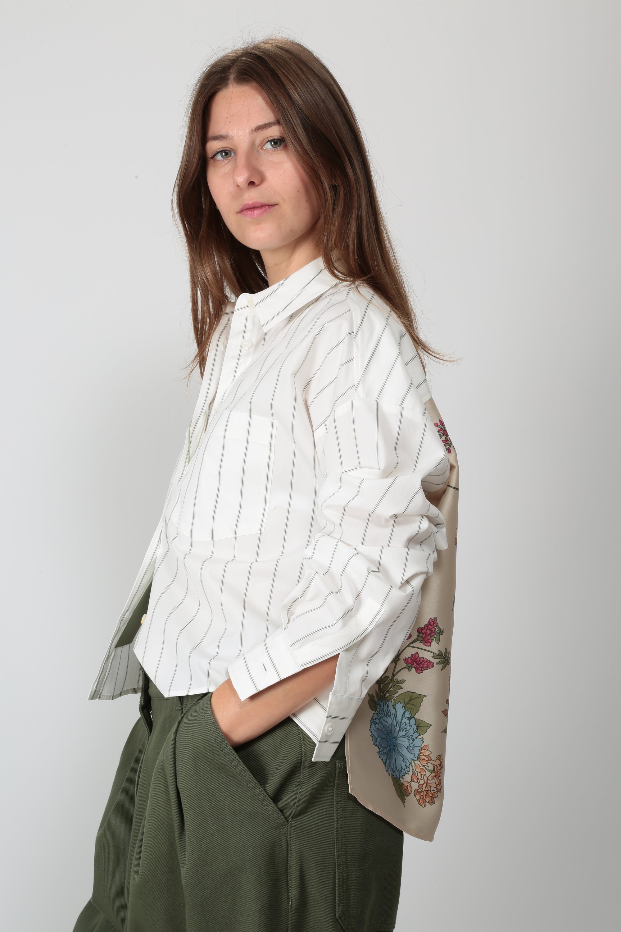 https://admin.shopify.com/store/gulieshop/products/16314031866205#:~:text=https%3A//www.gulieshop.it%20%E2%80%BA%20products%20%E2%80%BA%20maxmara%2Dweekend%2Dcamicia%2Da%2Drighe%2Dwkdcertosa