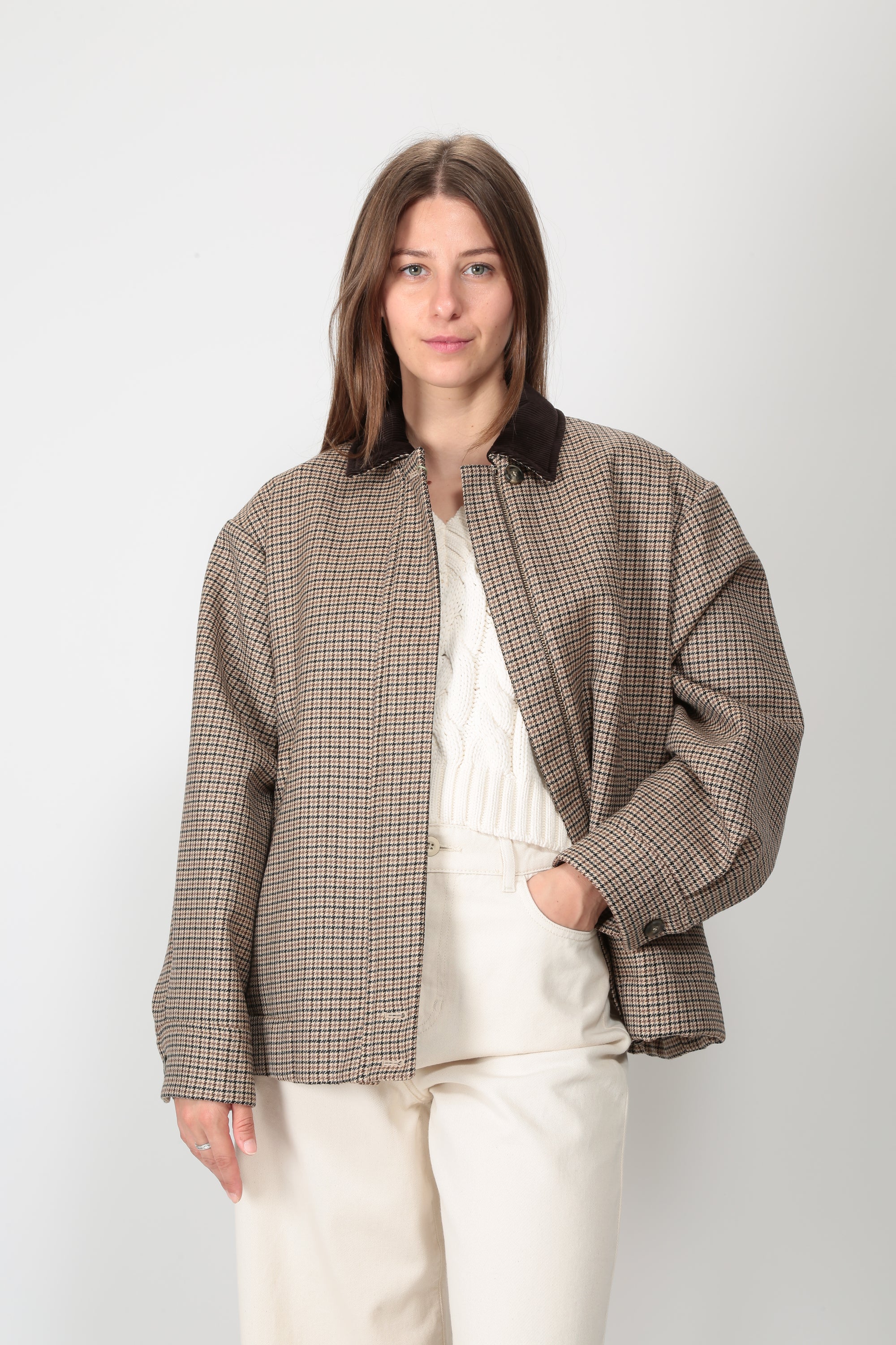 https://admin.shopify.com/store/gulieshop/products/16314031374685#:~:text=https%3A//www.gulieshop.it%20%E2%80%BA%20products%20%E2%80%BA%20maxmara%2Dweekend%2Dgiacca%2Dbomber%2Dwkdfesta