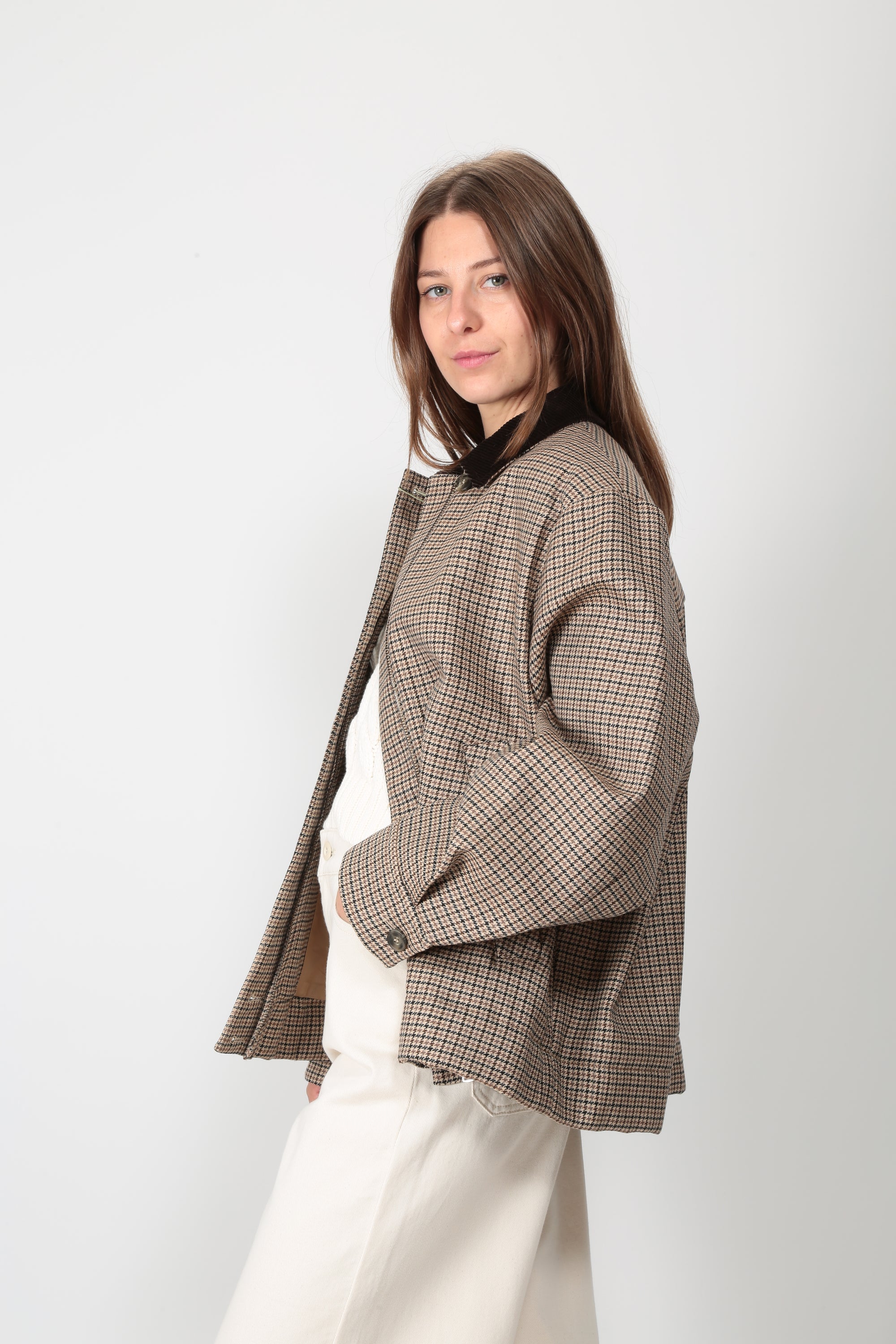 https://admin.shopify.com/store/gulieshop/products/16314031374685#:~:text=https%3A//www.gulieshop.it%20%E2%80%BA%20products%20%E2%80%BA%20maxmara%2Dweekend%2Dgiacca%2Dbomber%2Dwkdfesta