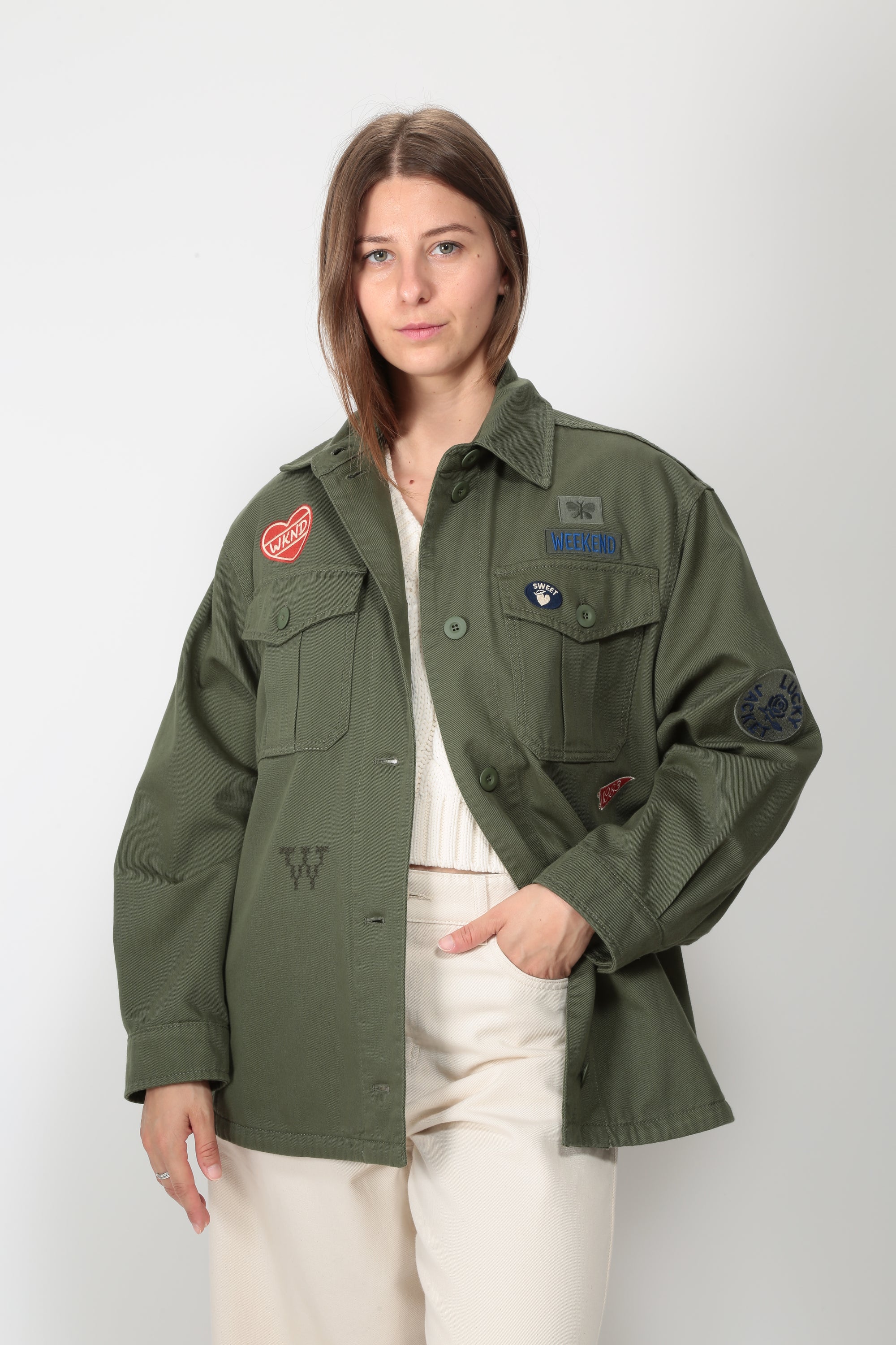 https://admin.shopify.com/store/gulieshop/products/16314026623325#:~:text=https%3A//www.gulieshop.it%20%E2%80%BA%20products%20%E2%80%BA%20maxmara%2Dweekend%2Dovershirt%2Dcon%2Dpatch%2Dwkdrazza