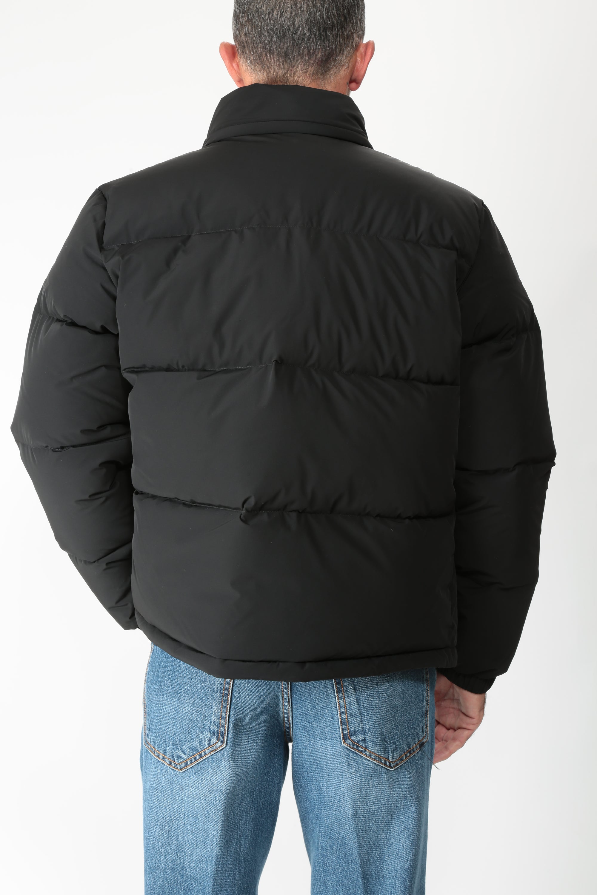 https://admin.shopify.com/store/gulieshop/products/15663953379677#:~:text=https%3A//www.gulieshop.it%20%E2%80%BA%20products%20%E2%80%BA%20lacoste%2Dpiumino%2Dcorto%2Dimbottito%2Dbh5154%2D5
