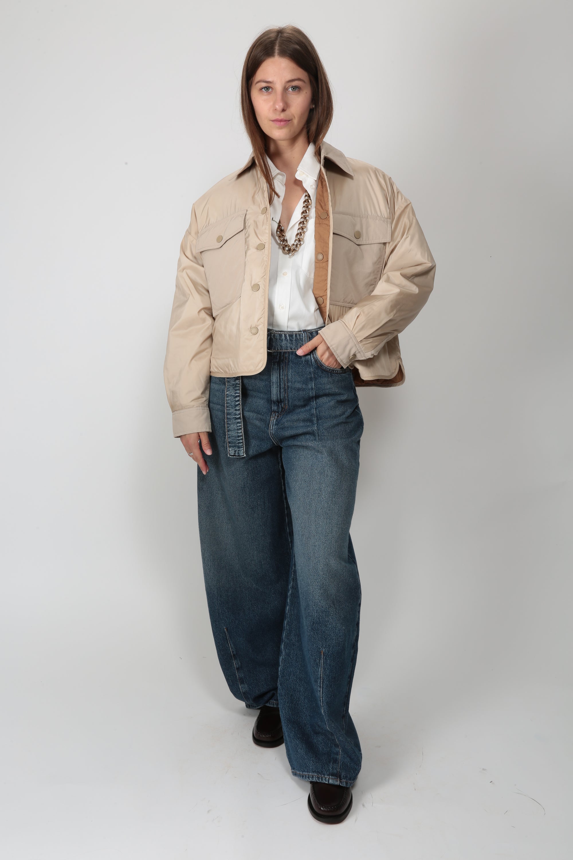 https://admin.shopify.com/store/gulieshop/products/16314031898973#:~:text=https%3A//www.gulieshop.it%20%E2%80%BA%20products%20%E2%80%BA%20maxmara%2Dweekend%2Dgiacca%2Dcorta%2Dreversibile%2Dwkdsughero