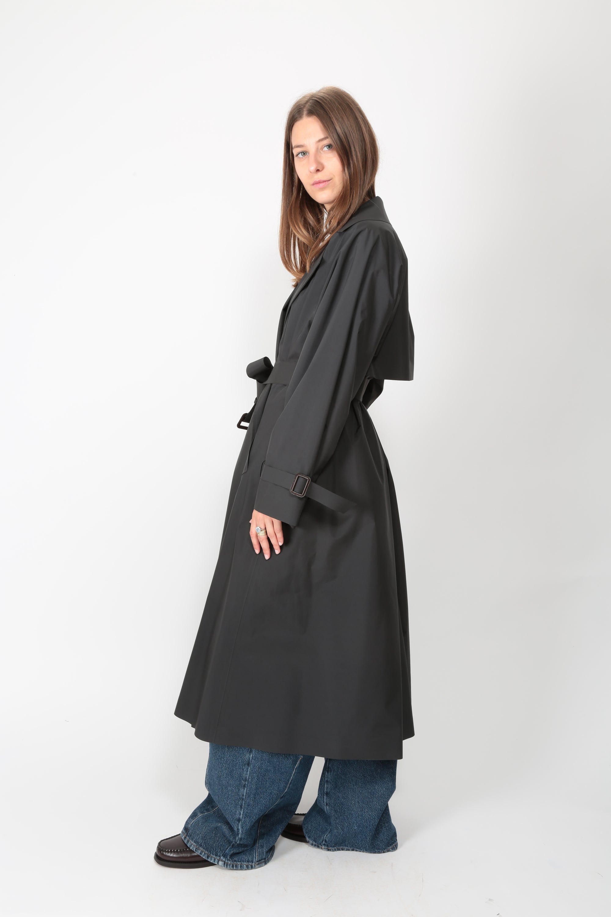 https://admin.shopify.com/store/gulieshop/products/16314031407453#:~:text=https%3A//www.gulieshop.it%20%E2%80%BA%20products%20%E2%80%BA%20maxmara%2Dweekend%2Dtrench%2Dlungo%2Dtecnico%2Dwkdfatto