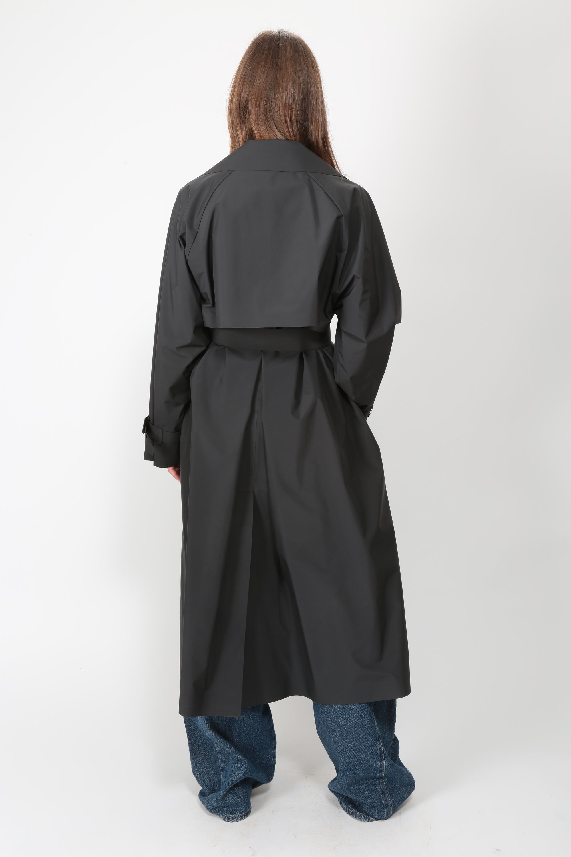 https://admin.shopify.com/store/gulieshop/products/16314031407453#:~:text=https%3A//www.gulieshop.it%20%E2%80%BA%20products%20%E2%80%BA%20maxmara%2Dweekend%2Dtrench%2Dlungo%2Dtecnico%2Dwkdfatto