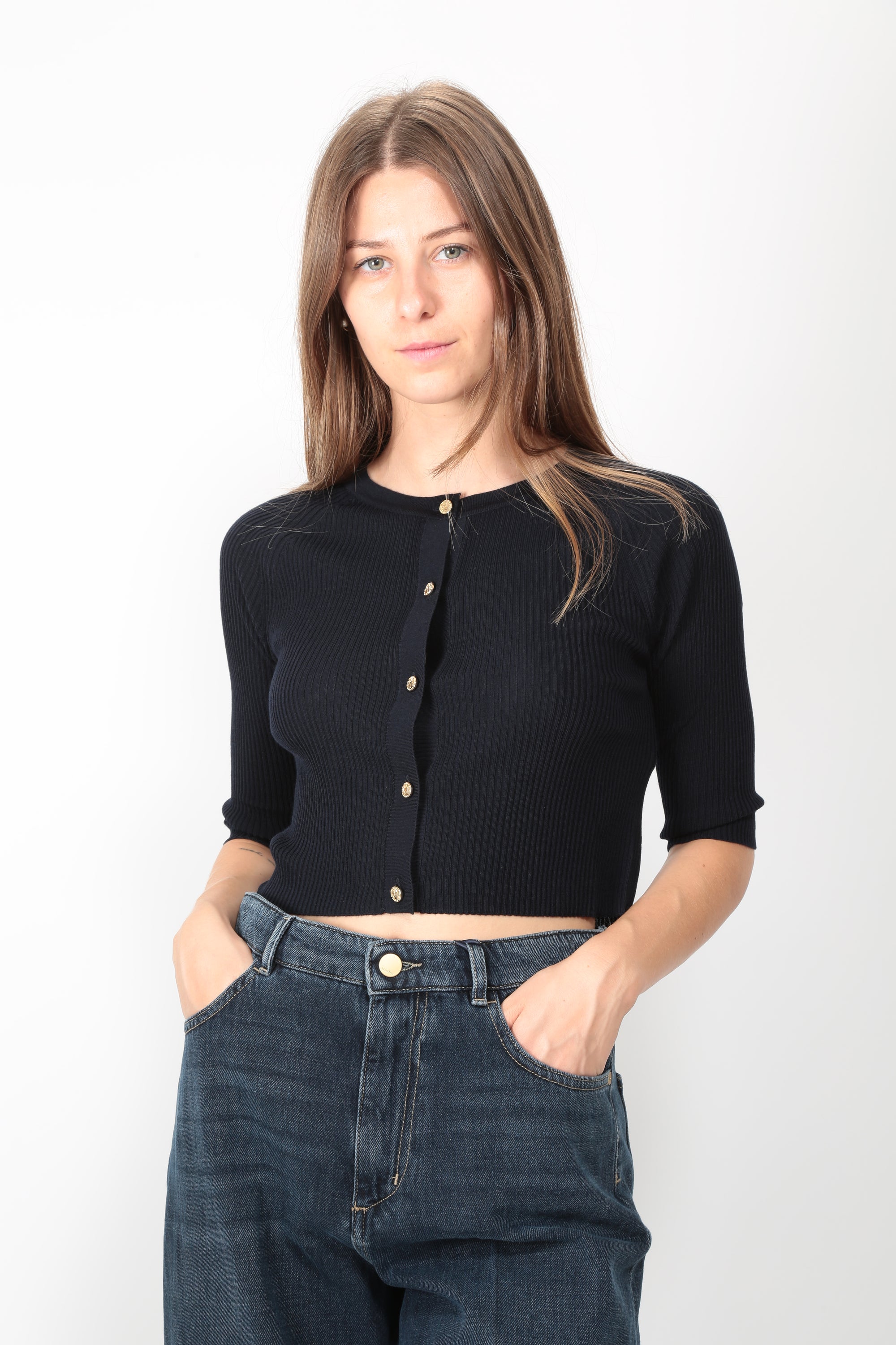 https://admin.shopify.com/store/gulieshop/products/16409287754077#:~:text=https%3A//www.gulieshop.it%20%E2%80%BA%20products%20%E2%80%BA%20s%2Dmaxmara%2Dcardigan%2Dcropped%2Dsmmkiwi