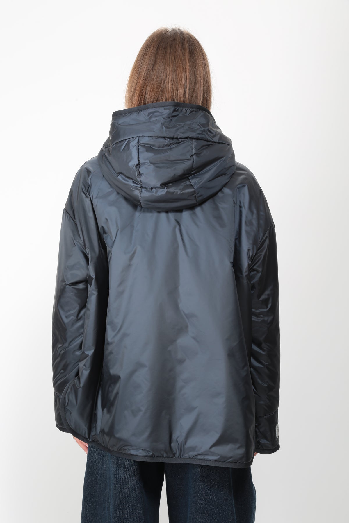https://admin.shopify.com/store/gulieshop/products/16409649512797#:~:text=https%3A//www.gulieshop.it%20%E2%80%BA%20products%20%E2%80%BA%20maxmara%2Dthe%2Dcube%2Dpiumino%2Doversize%2Dmtccleo