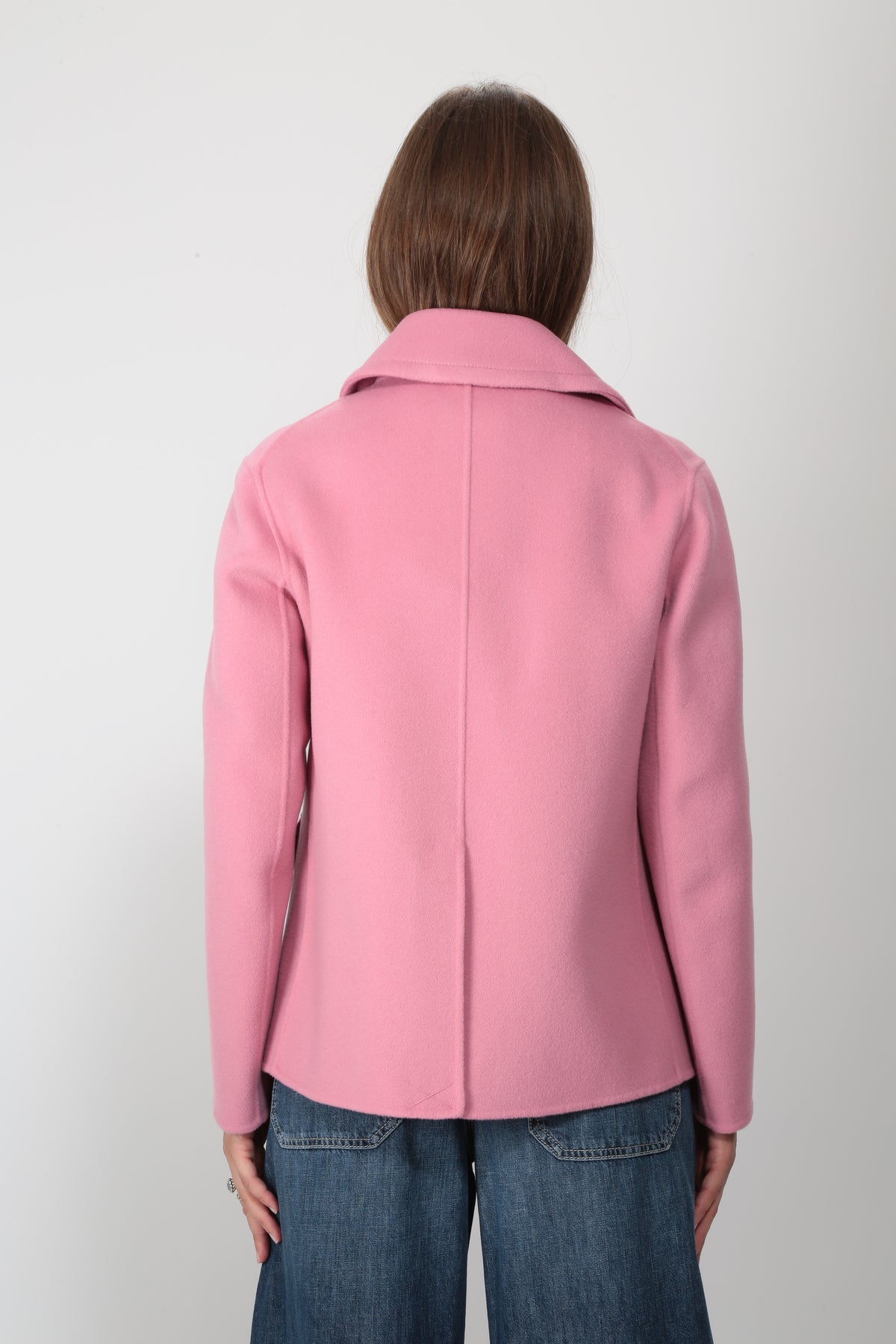 https://admin.shopify.com/store/gulieshop/products/16409288474973#:~:text=https%3A//www.gulieshop.it%20%E2%80%BA%20products%20%E2%80%BA%20s%2Dmaxmara%2Dgiacca%2Dcorta%2Din%2Dpura%2Dlana%2Dsmmsissy
