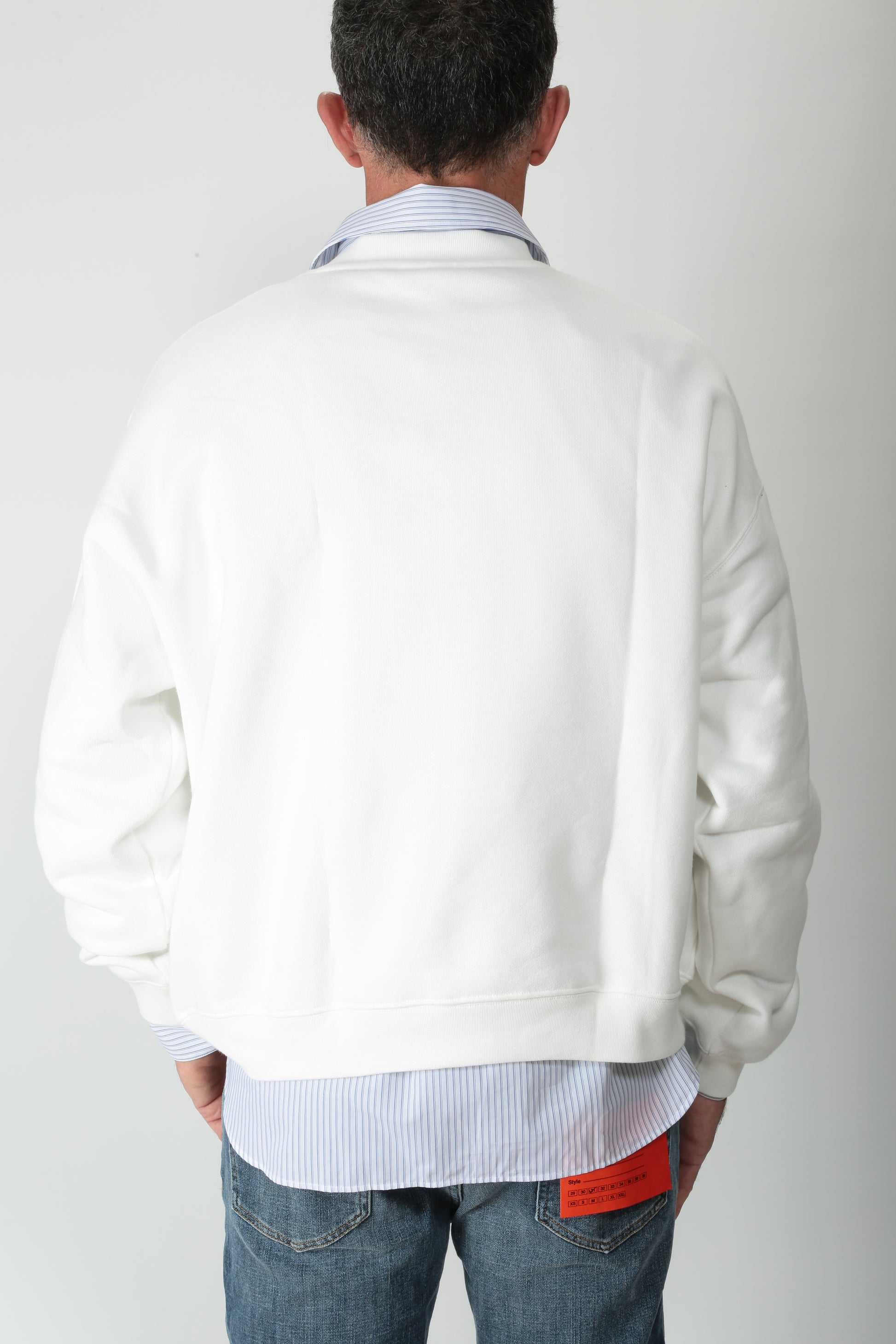 https://admin.shopify.com/store/gulieshop/products/15095558242653#:~:text=https%3A//www.gulieshop.it%20%E2%80%BA%20products%20%E2%80%BA%20lacoste%2Dfelpa%2Dloose%2Dfit%2Dsh2897%2D00
