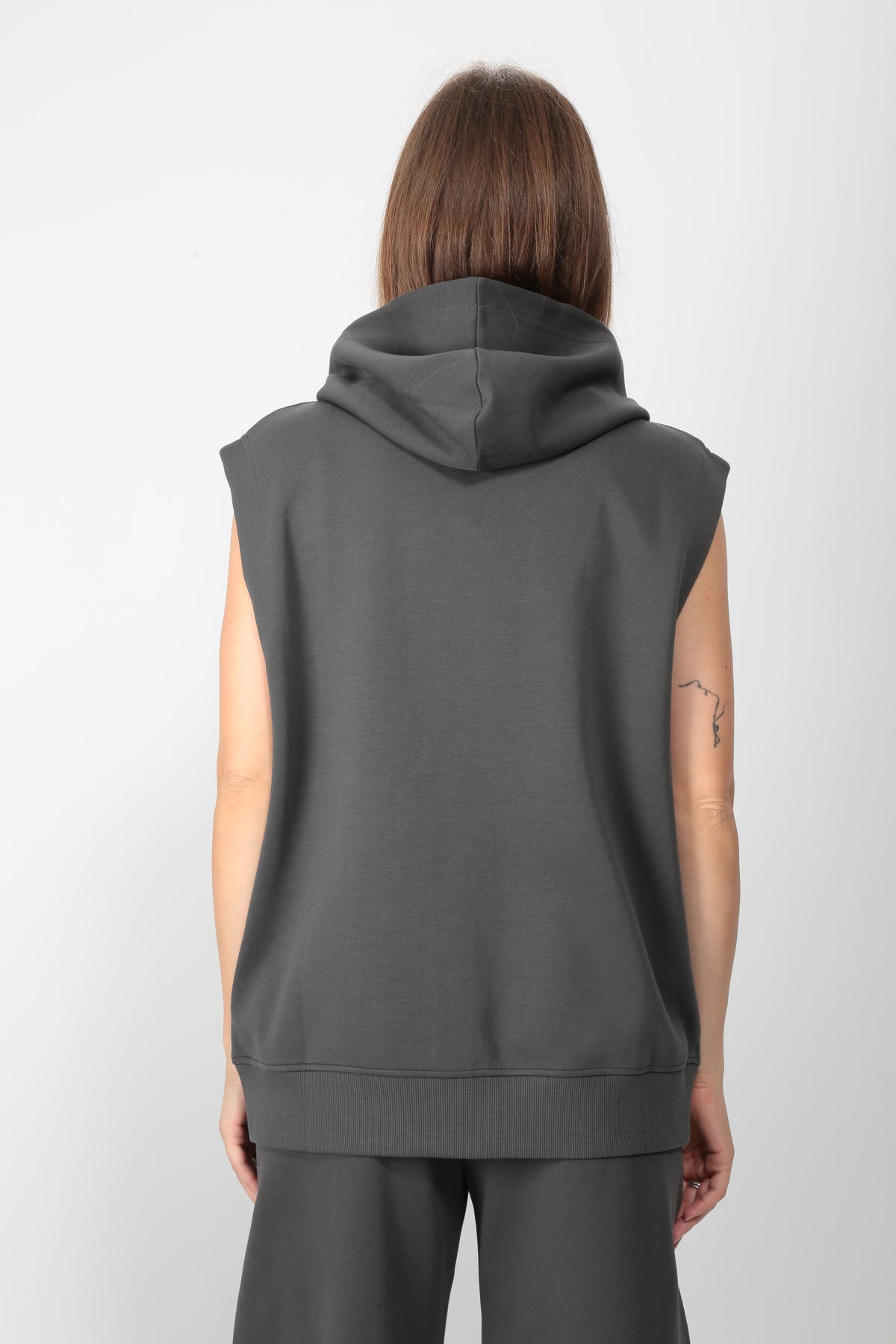 https://admin.shopify.com/store/gulieshop/products/16409287655773#:~:text=https%3A//www.gulieshop.it%20%E2%80%BA%20products%20%E2%80%BA%20s%2Dmaxmara%2Dfelpa%2Dsmanicata%2Dsmmballo