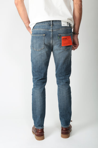 https://admin.shopify.com/store/gulieshop/products/15095553884509#:~:text=https%3A//www.gulieshop.it%20%E2%80%BA%20products%20%E2%80%BA%20department%2D5%2Djeans%2Dslim%2Dcrop%2Ddrake%2Dup51750d2ds0061330