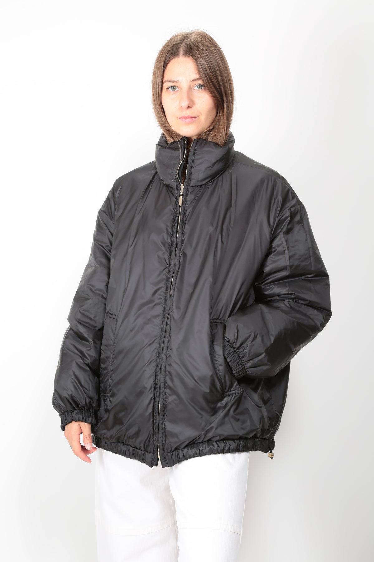 https://www.gulieshop.it/products/maxmara-the-cube-bomber-imbottito-reversibile-mtcclaudia