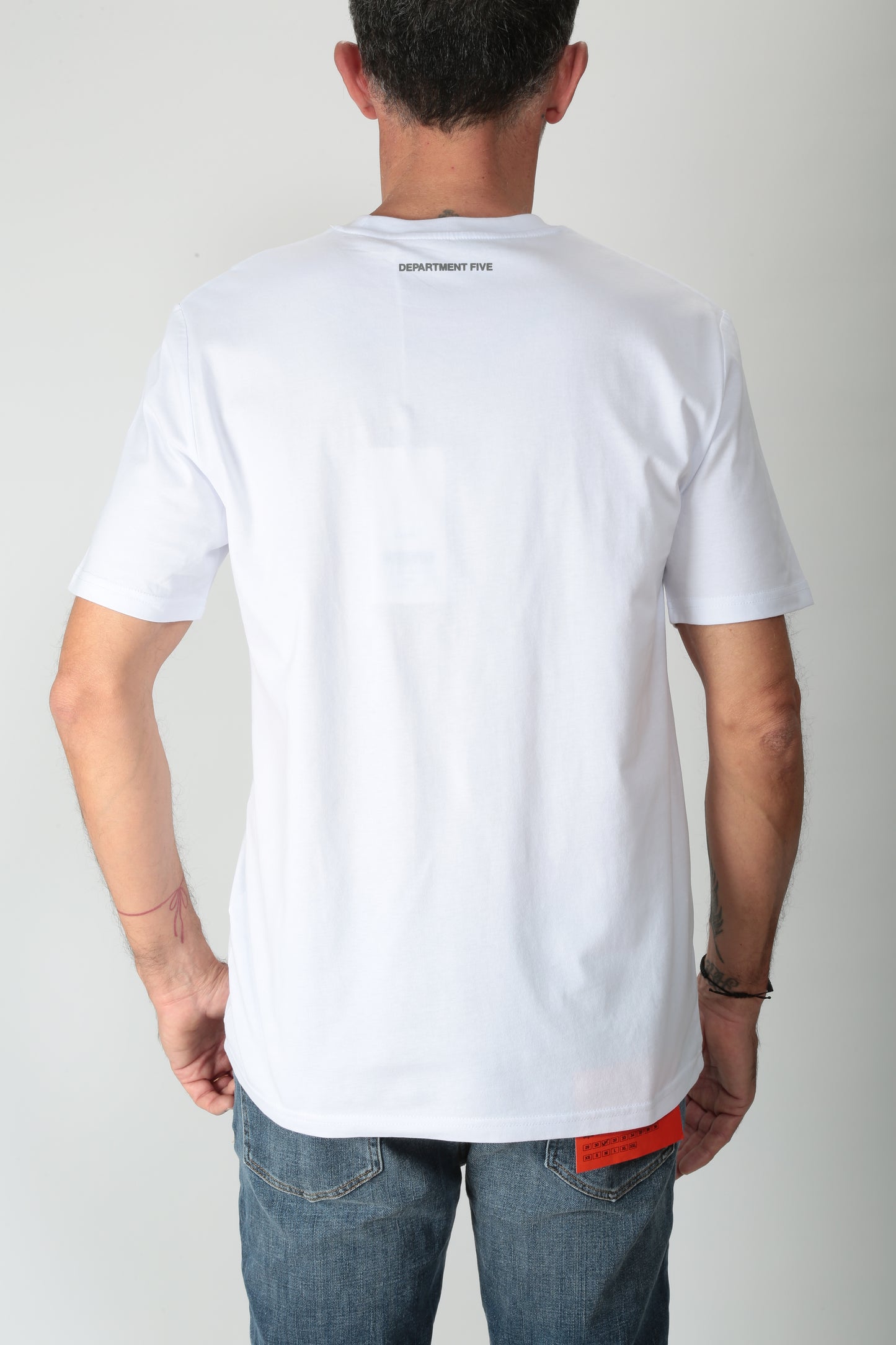 https://admin.shopify.com/store/gulieshop/products/15095552147805#:~:text=https%3A//www.gulieshop.it%20%E2%80%BA%20products%20%E2%80%BA%20department%2D5%2Dt%2Dshirt%2Dmanica%2Dcorta%2Dbold%2Dut51050d2jf0034000