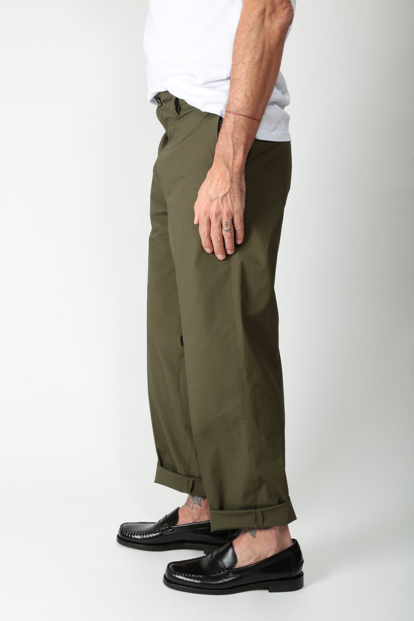 https://admin.shopify.com/store/gulieshop/products/15112694989149#:~:text=https%3A//www.gulieshop.it%20%E2%80%BA%20products%20%E2%80%BA%20department%2D5%2Dpantalone%2Dchino%2Dwide%2Dleg%2Dant%2Dup51350d2ts0170019