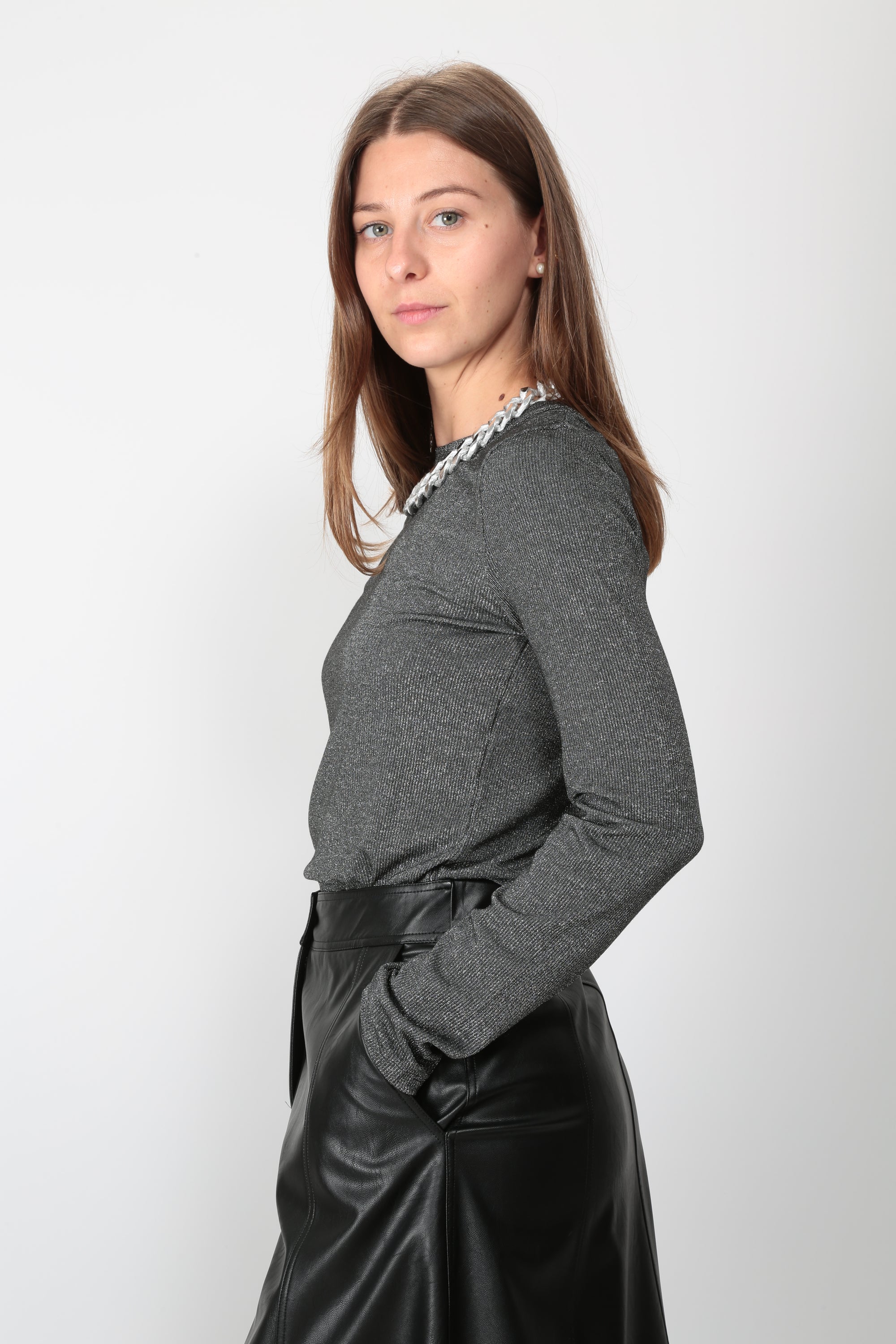 https://admin.shopify.com/store/gulieshop/products/16448377192797