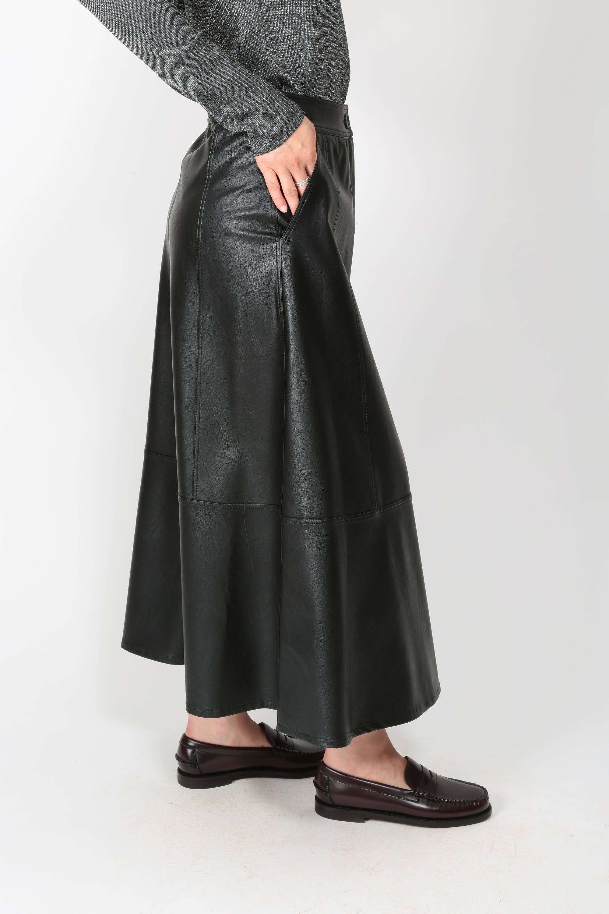 https://admin.shopify.com/store/gulieshop/products/16448377848157