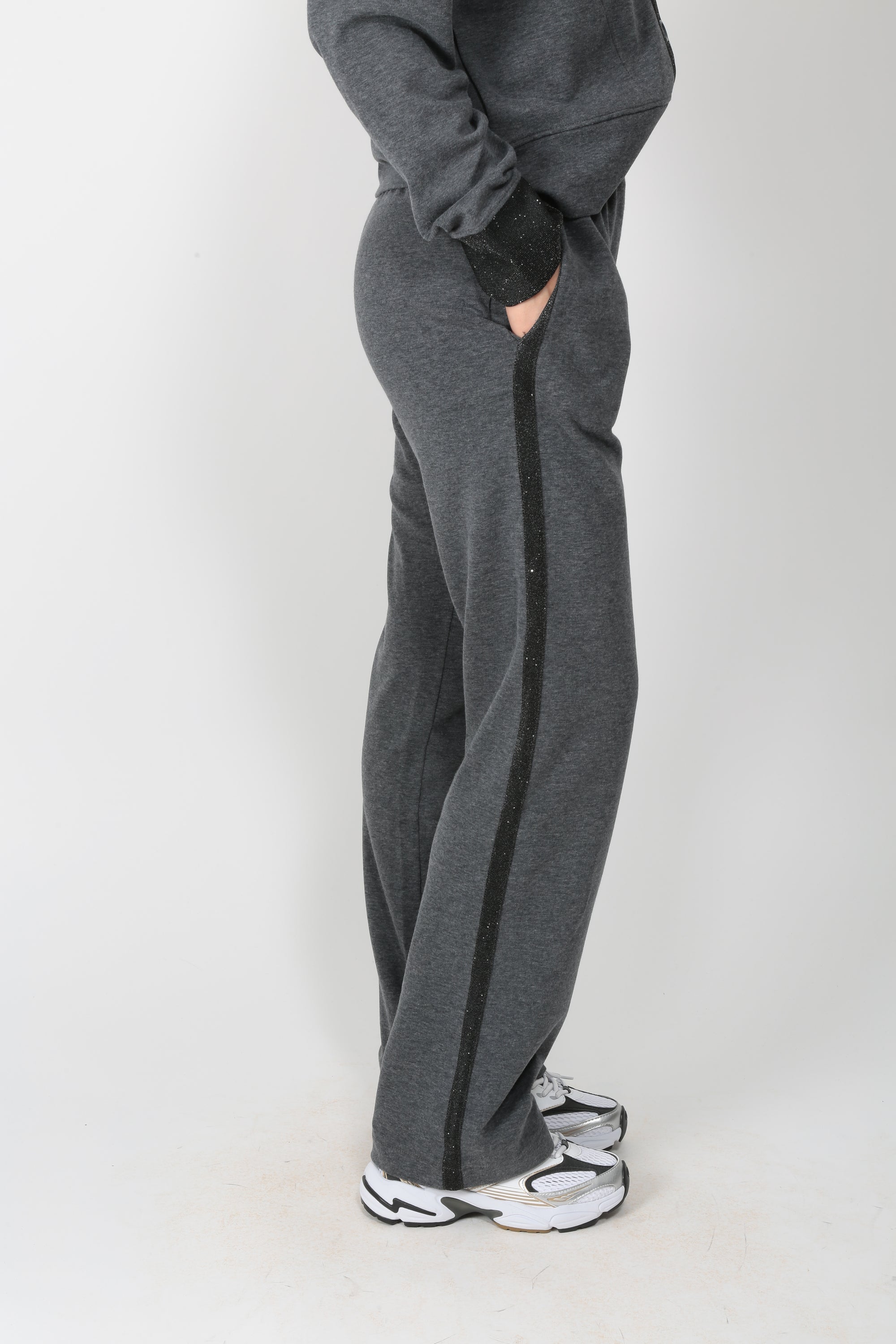 https://admin.shopify.com/store/gulieshop/products/16448377422173