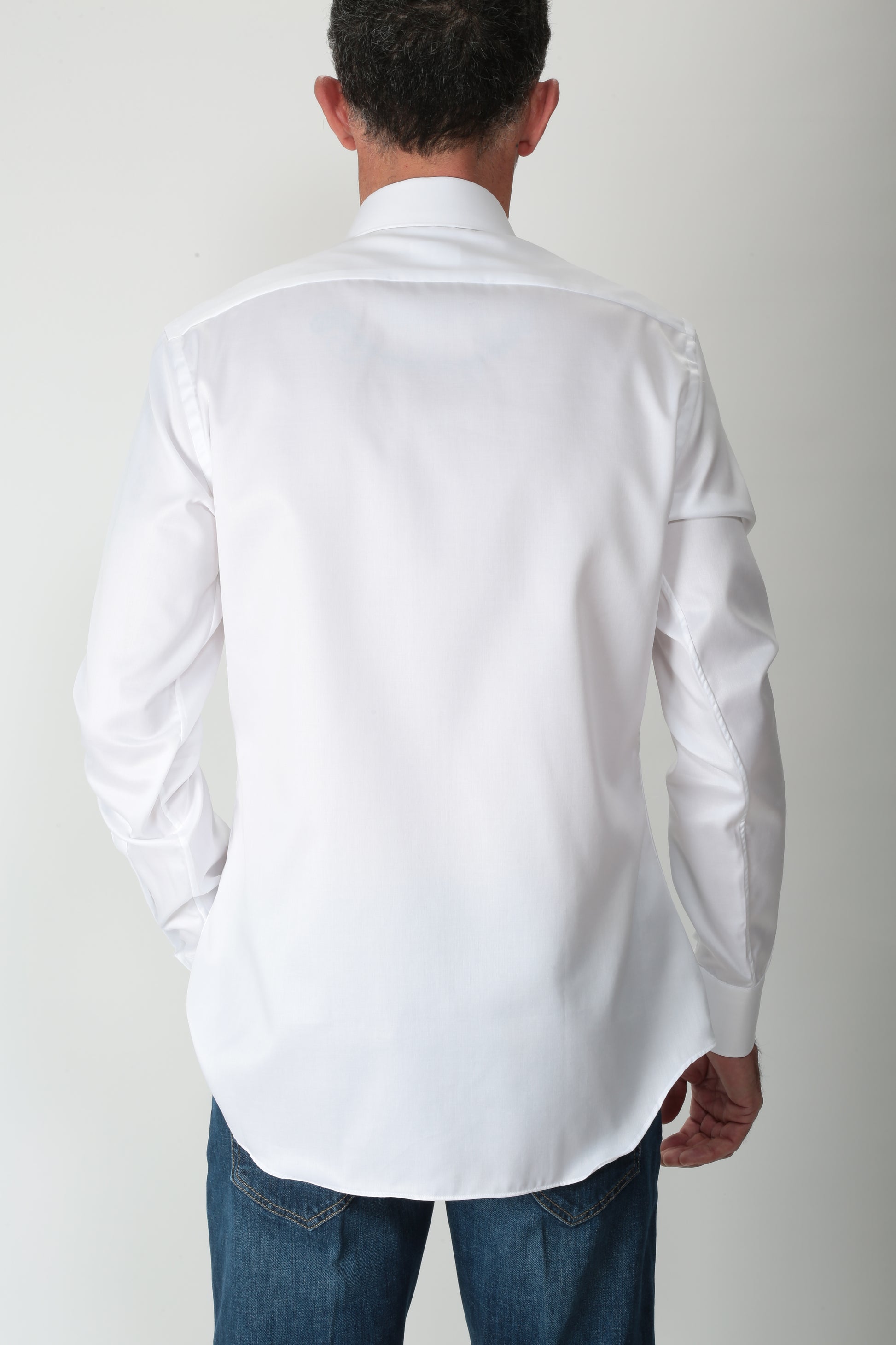 https://admin.shopify.com/store/gulieshop/products/15095558308189#:~:text=https%3A//www.gulieshop.it%20%E2%80%BA%20products%20%E2%80%BA%20xacus%2Dcamicia%2Dtailor%2Dfit%2Dwf558ml%2Di%2D11806