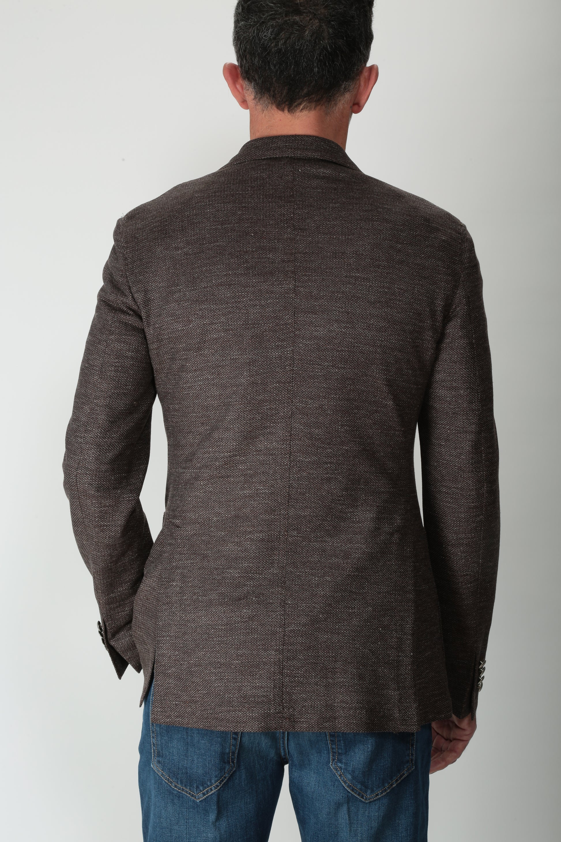 https://admin.shopify.com/store/gulieshop/products/15124574077277#:~:text=https%3A//www.gulieshop.it%20%E2%80%BA%20products%20%E2%80%BA%20lubiam%2Dgiacca%2Ddoppiopetto%2Din%2Dlino%2De%2Dcotone%2D55209%2D6%2D2813