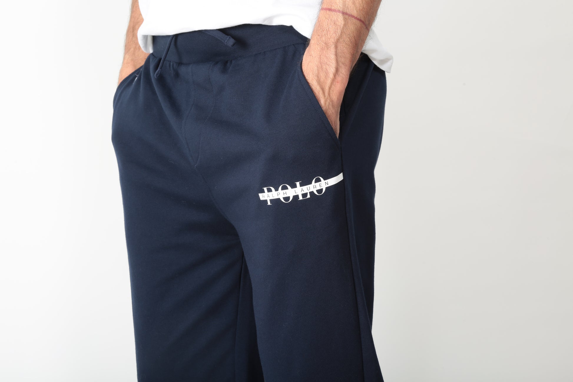 https://admin.shopify.com/store/gulieshop/products/15251027755357#:~:text=https%3A//www.gulieshop.it%20%E2%80%BA%20products%20%E2%80%BA%20polo%2Dralph%2Dlauren%2Djogger%2Dlounge%2Dbottom%2D714966108003