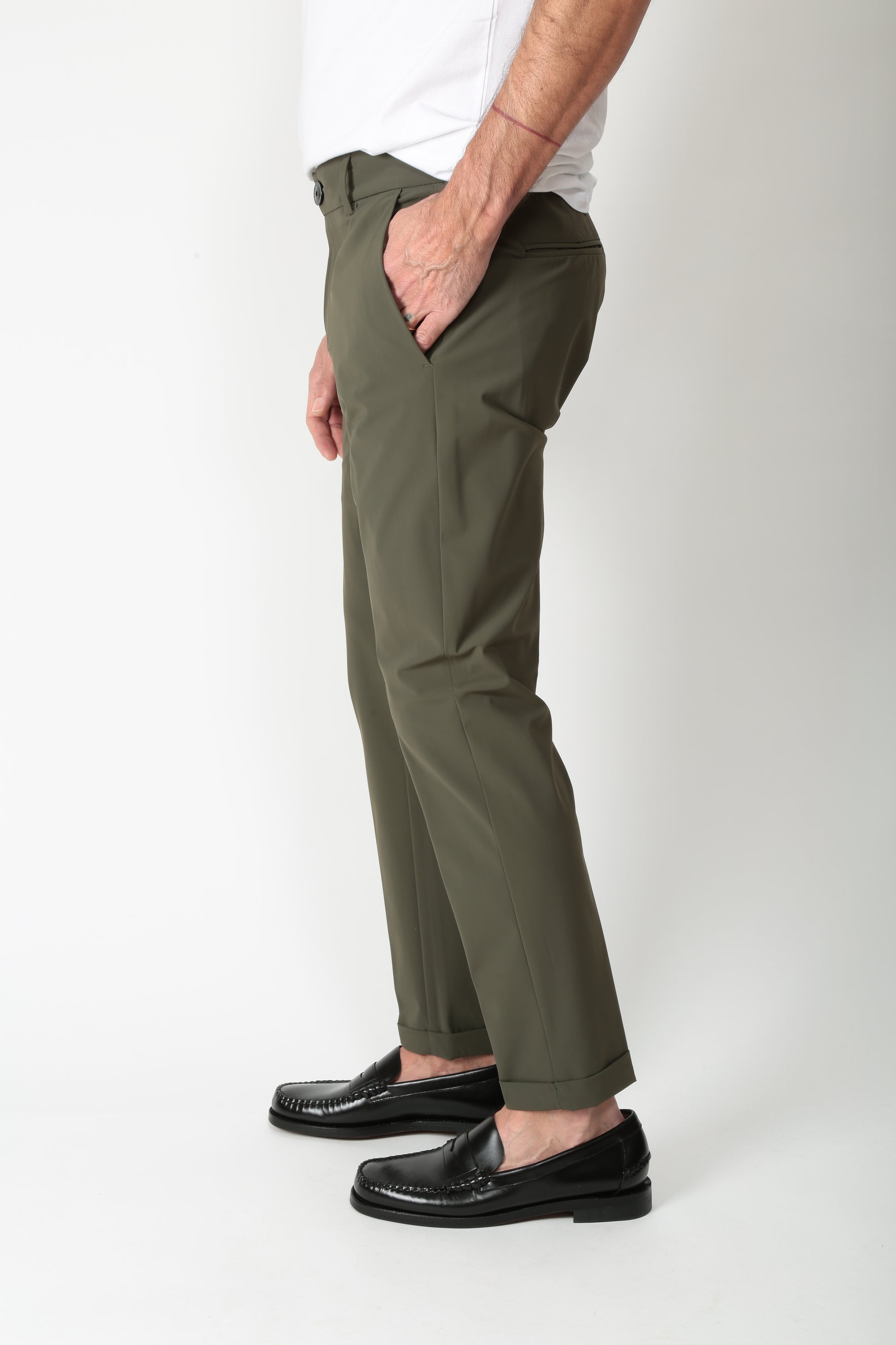 https://admin.shopify.com/store/gulieshop/products/15191486824797#:~:text=https%3A//www.gulieshop.it%20%E2%80%BA%20products%20%E2%80%BA%20pmds%2Dpantalone%2Din%2Dtessuto%2Dtecnico%2Dmarks%2D3