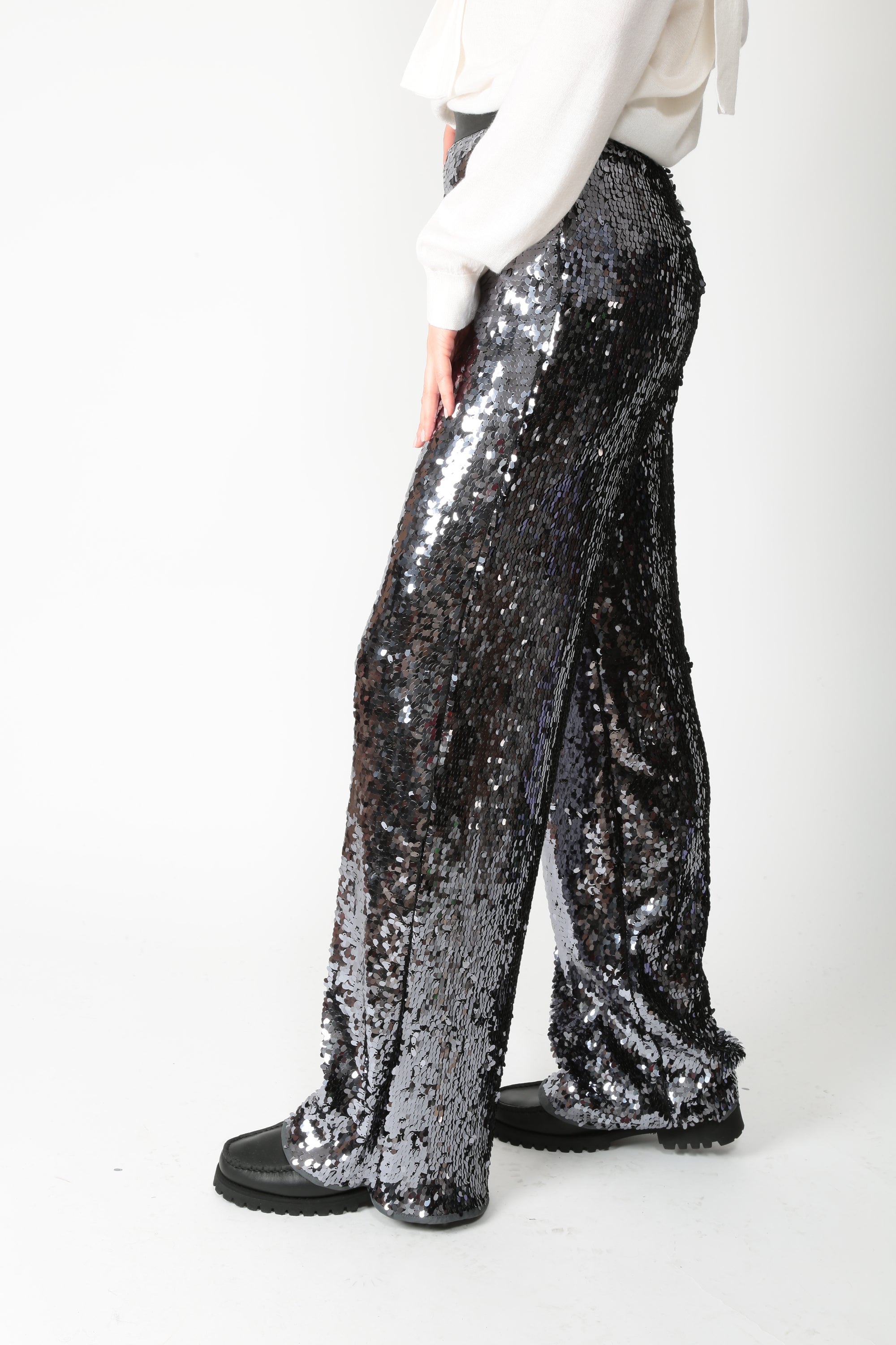 https://www.gulieshop.it › products › l-conti-pantalone-in-paillettes-zack-l5wq70
