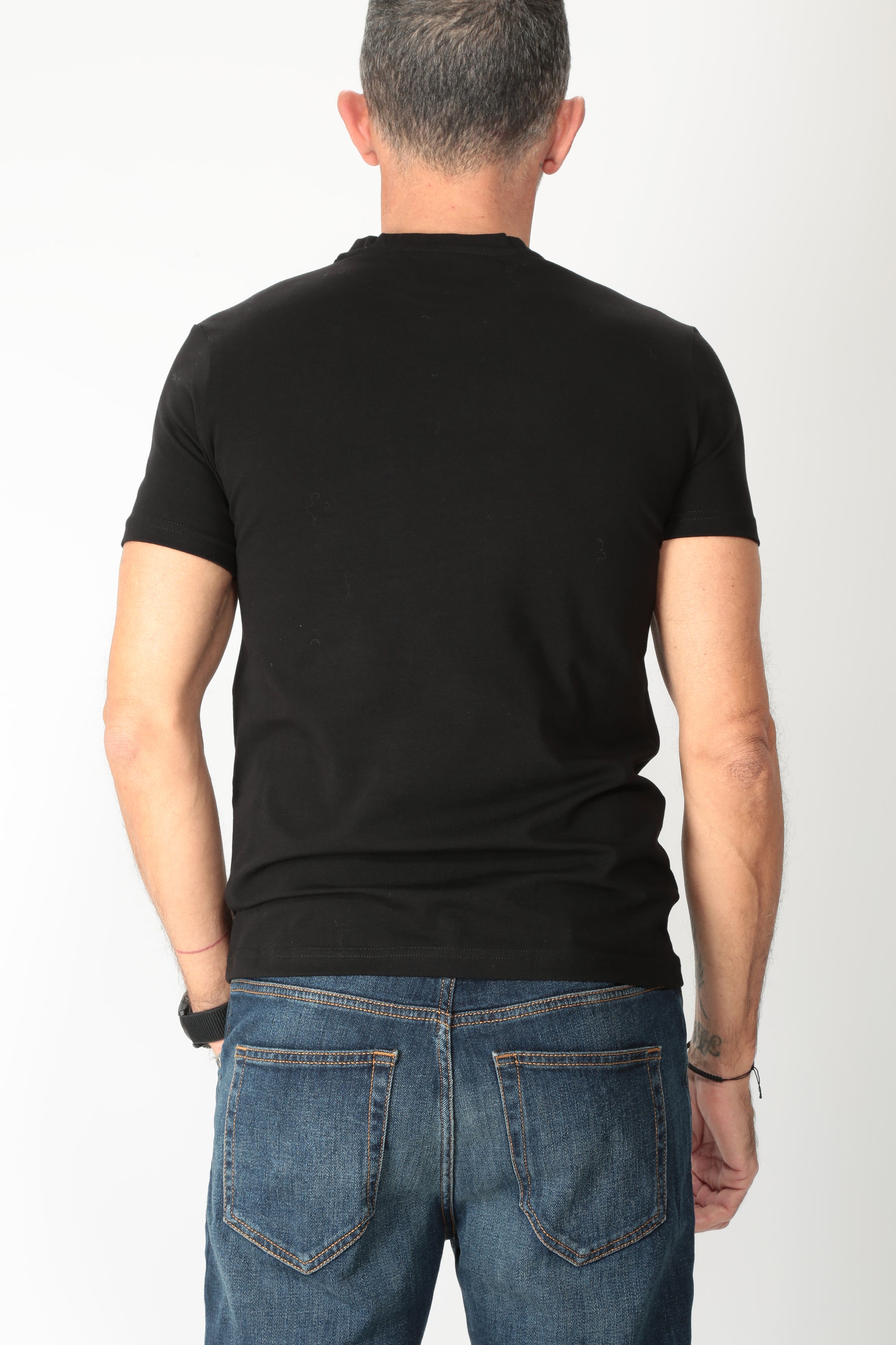 https://admin.shopify.com/store/gulieshop/products/15781040193885#:~:text=https%3A//www.gulieshop.it%20%E2%80%BA%20products%20%E2%80%BA%20why%2Dnot%2Dbrand%2Dt%2Dshirt%2Dregular%2Dfit%2Dms17%2D2