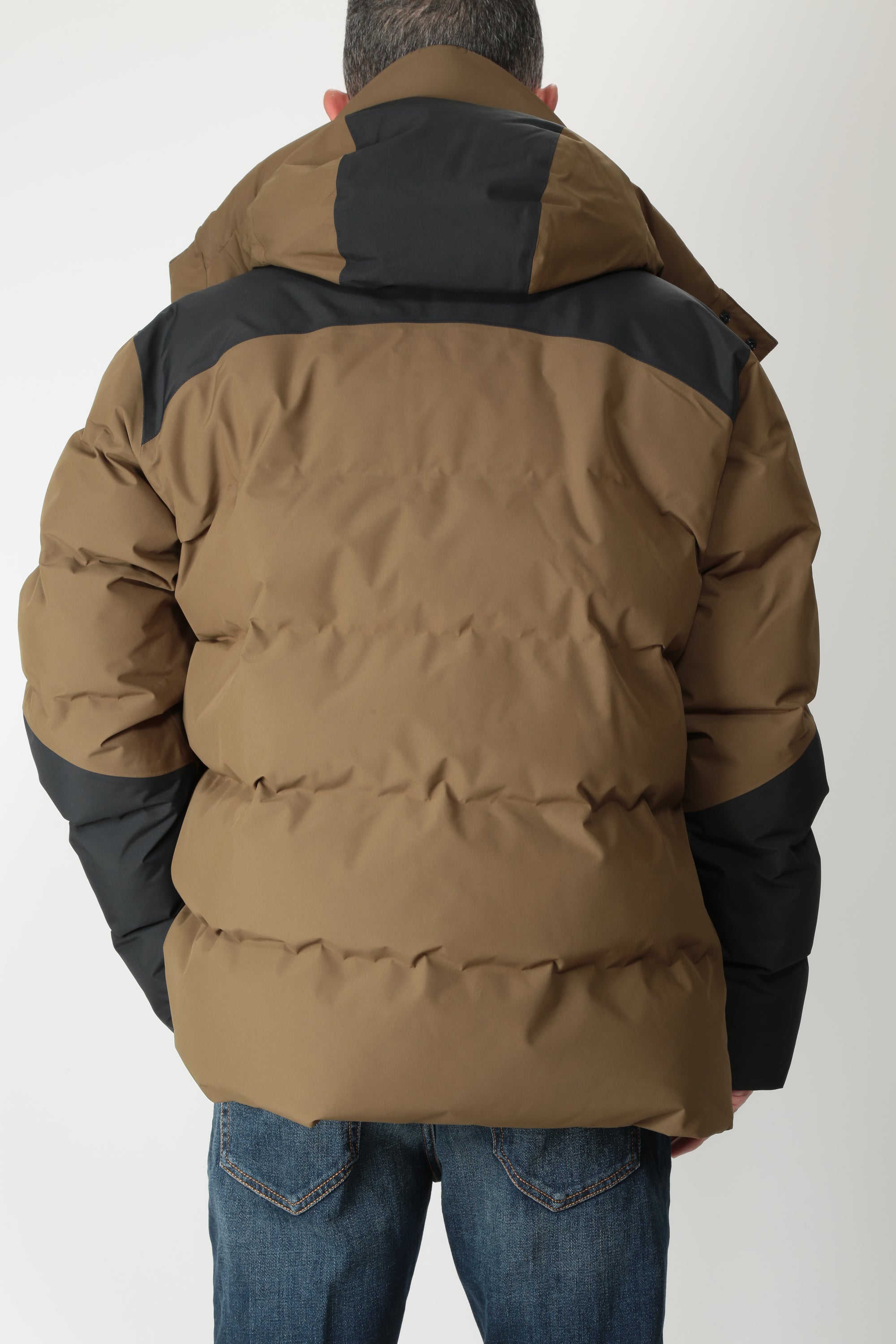 https://admin.shopify.com/store/gulieshop/products/15781114937693#:~:text=https%3A//www.gulieshop.it%20%E2%80%BA%20products%20%E2%80%BA%20save%2Dthe%2Dduck%2Dpiuminobicolor%2Dmakalu%2Depic21%2Dc32483m