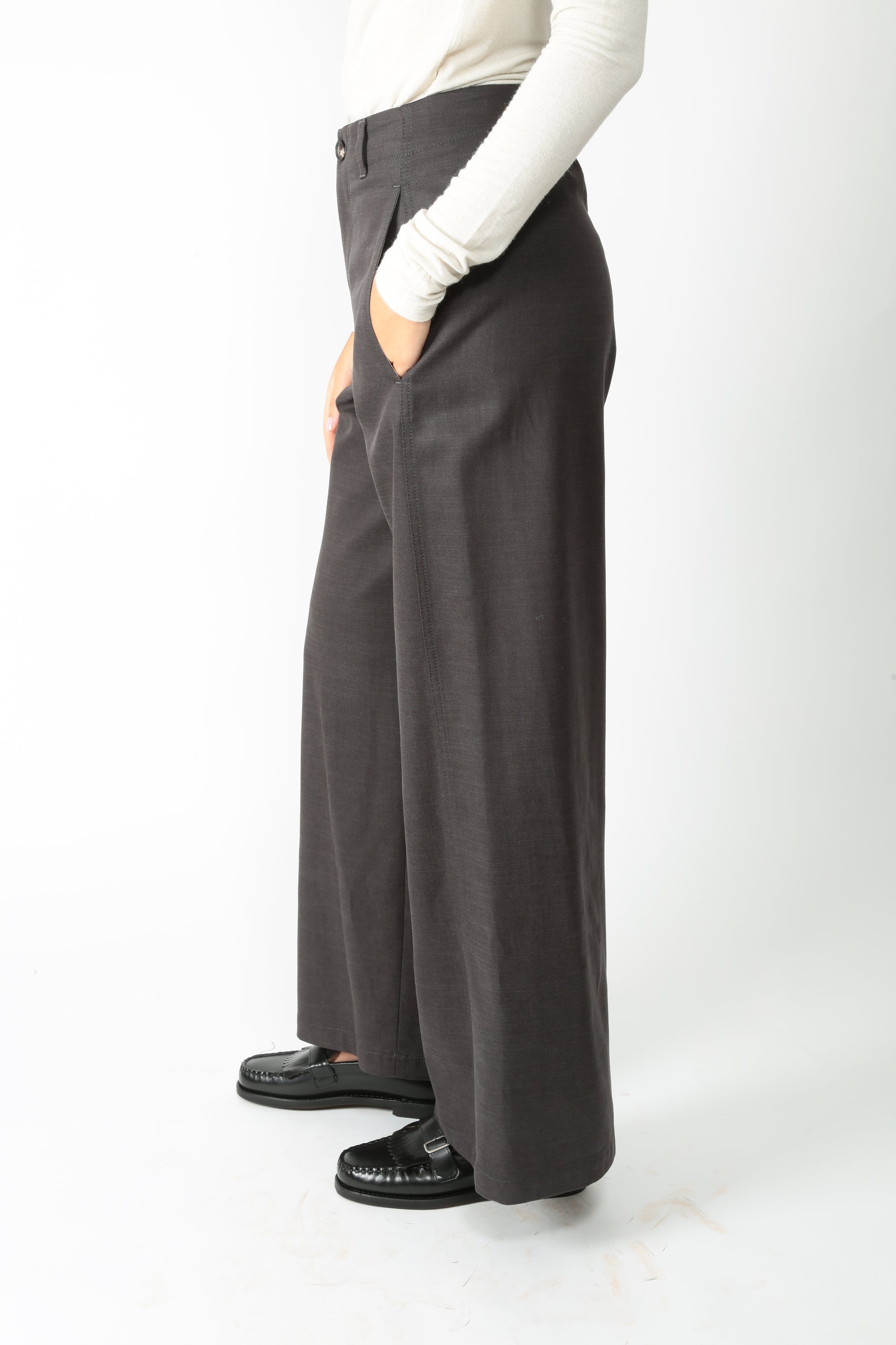 https://admin.shopify.com/store/gulieshop/products/16437225095517