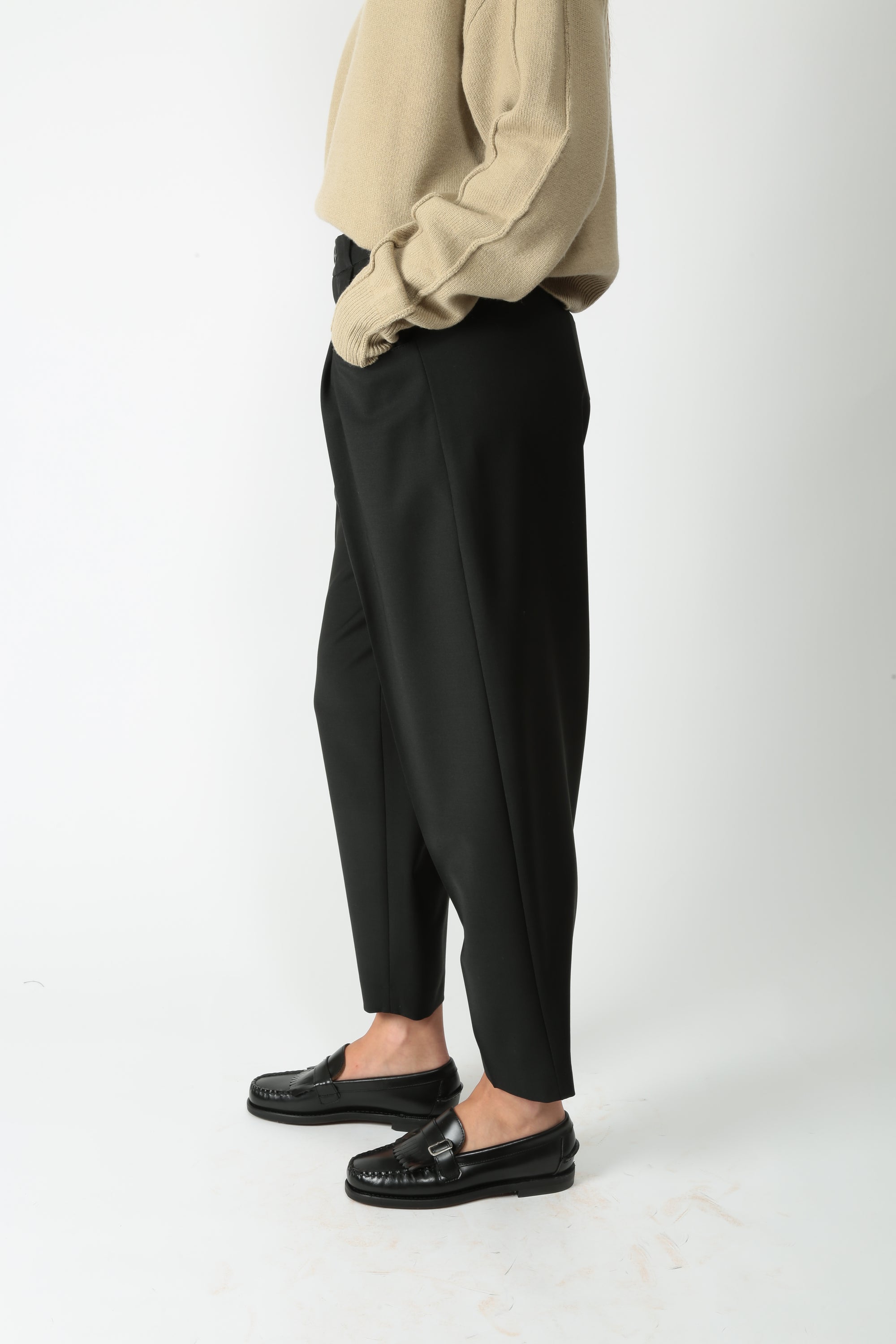 https://admin.shopify.com/store/gulieshop/products/16437224669533
