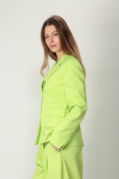 https://admin.shopify.com/store/gulieshop/products/15154416255325#:~:text=https%3A//www.gulieshop.it%20%E2%80%BA%20products%20%E2%80%BA%20l%2Dconti%2Dgiacca%2Dmonopetto%2Df4sm35%2D1