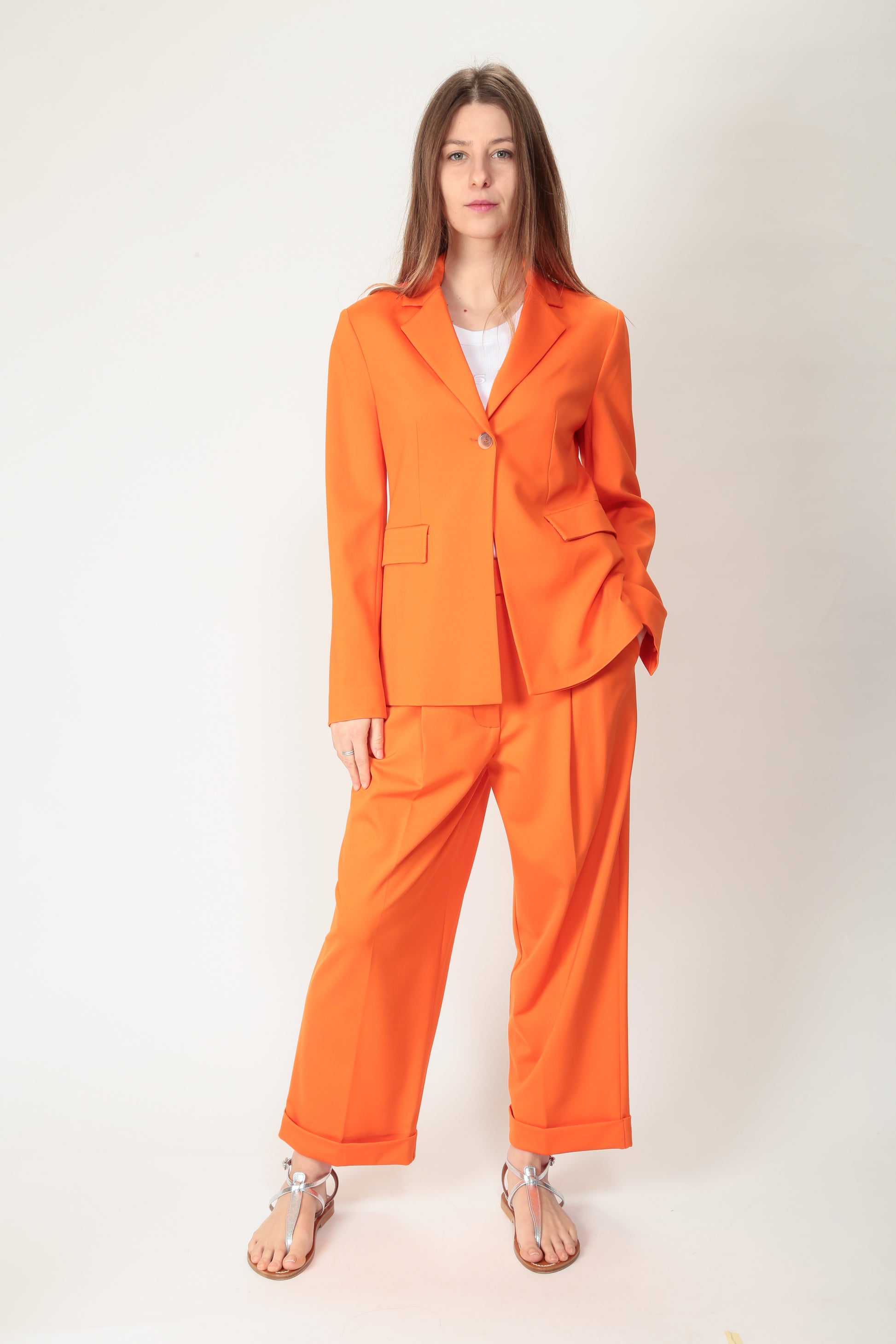 https://admin.shopify.com/store/gulieshop/products/15154416058717#:~:text=https%3A//www.gulieshop.it%20%E2%80%BA%20products%20%E2%80%BA%20l%2Dconti%2Dpantalone%2Df4sm40%2D1