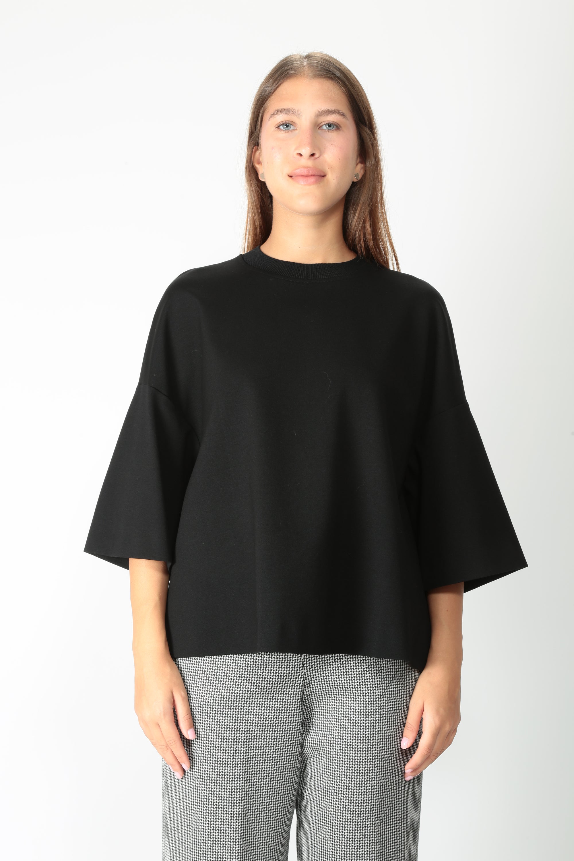 https://admin.shopify.com/store/gulieshop/products/16436775321949