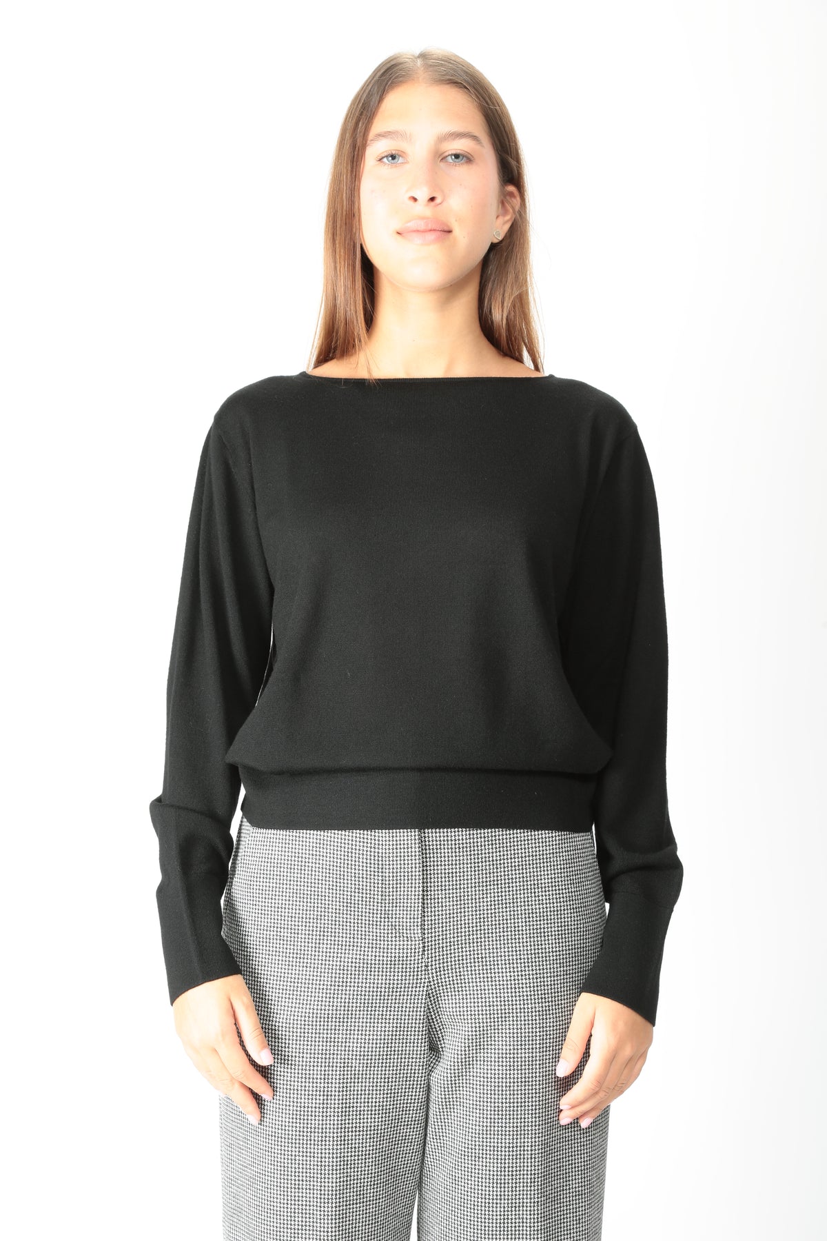 https://admin.shopify.com/store/gulieshop/products/16312907858269#:~:text=https%3A//www.gulieshop.it%20%E2%80%BA%20products%20%E2%80%BA%20maxmara%2Dmm%2Dmaglia%2Dmerino%2Dextrafine%2Dmmlbutterfly