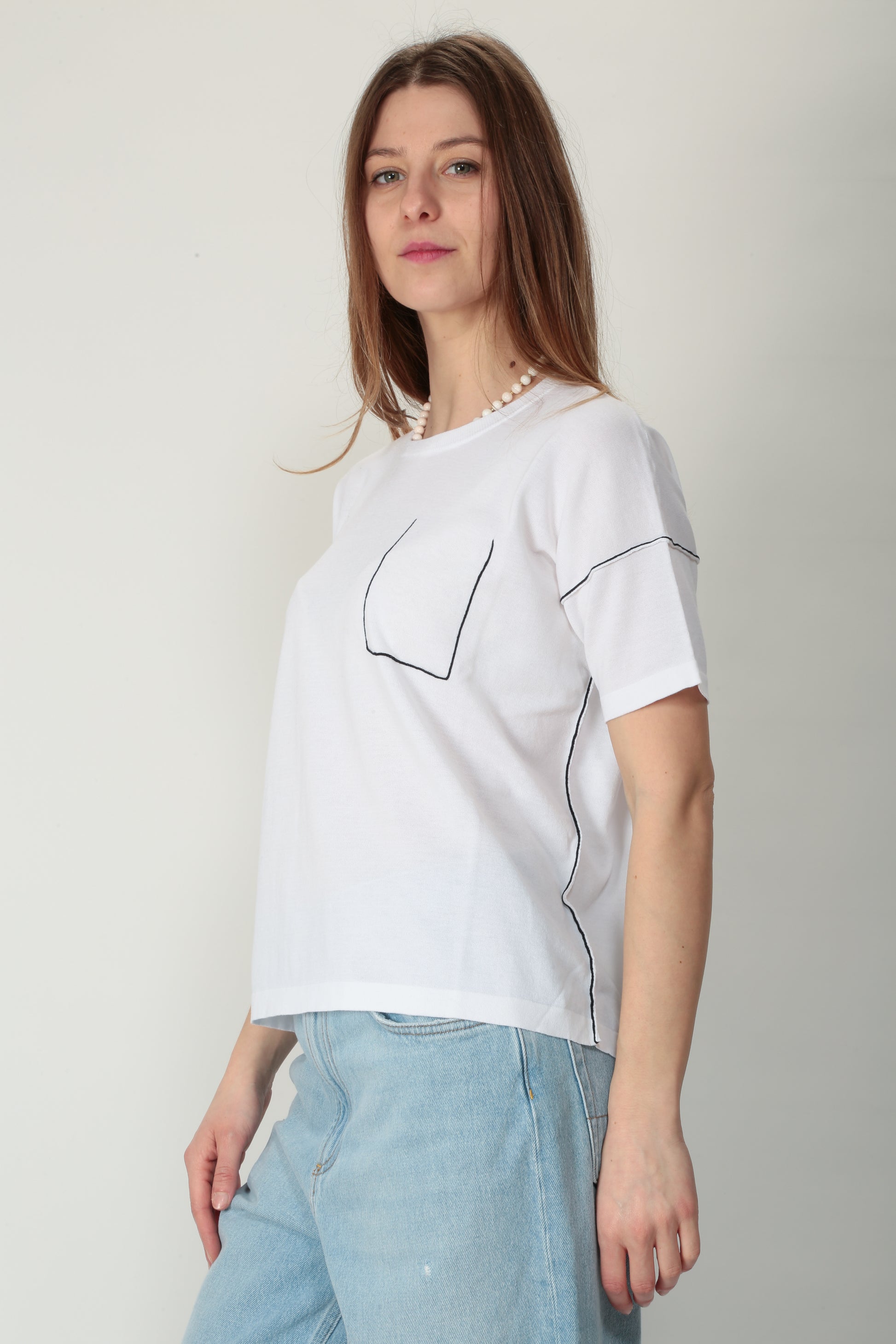 https://admin.shopify.com/store/gulieshop/products/15154452005213#:~:text=https%3A//www.gulieshop.it%20%E2%80%BA%20products%20%E2%80%BA%20r%2Dcollina%2Dt%2Dshirt%2Dcon%2Dcontrasti%2Db08021