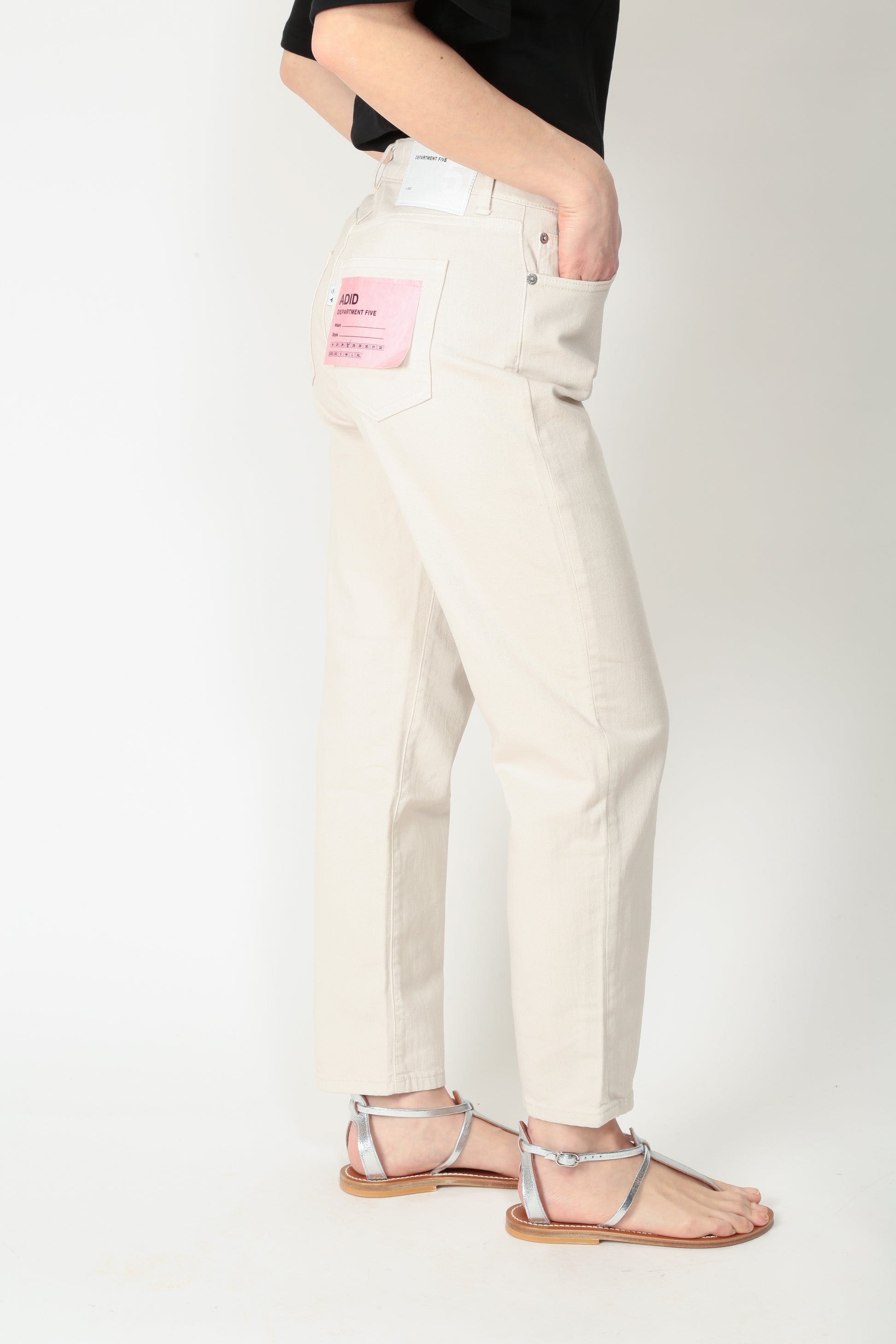 https://admin.shopify.com/store/gulieshop/products/15095552672093#:~:text=https%3A//www.gulieshop.it%20%E2%80%BA%20products%20%E2%80%BA%20department%2D5%2Djeans%2Dregular%2Dadid%2Ddp57450d1ds0004376%2D1