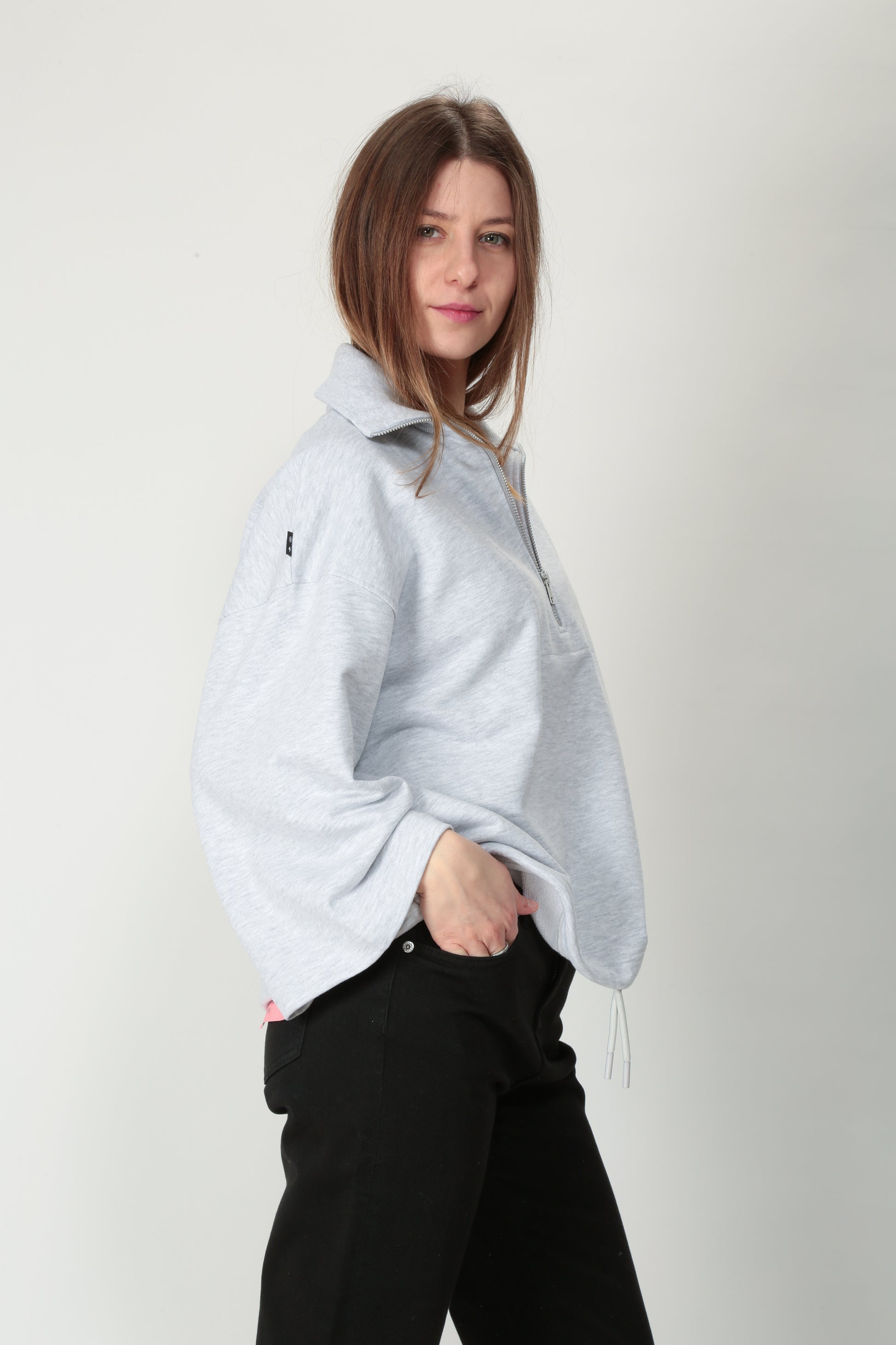 https://admin.shopify.com/store/gulieshop/products/15095552541021#:~:text=https%3A//www.gulieshop.it%20%E2%80%BA%20products%20%E2%80%BA%20department%2D5%2Dfelpa%2Dcropped%2Dloka%2Ddf51450d2ff0026000p70%2D1