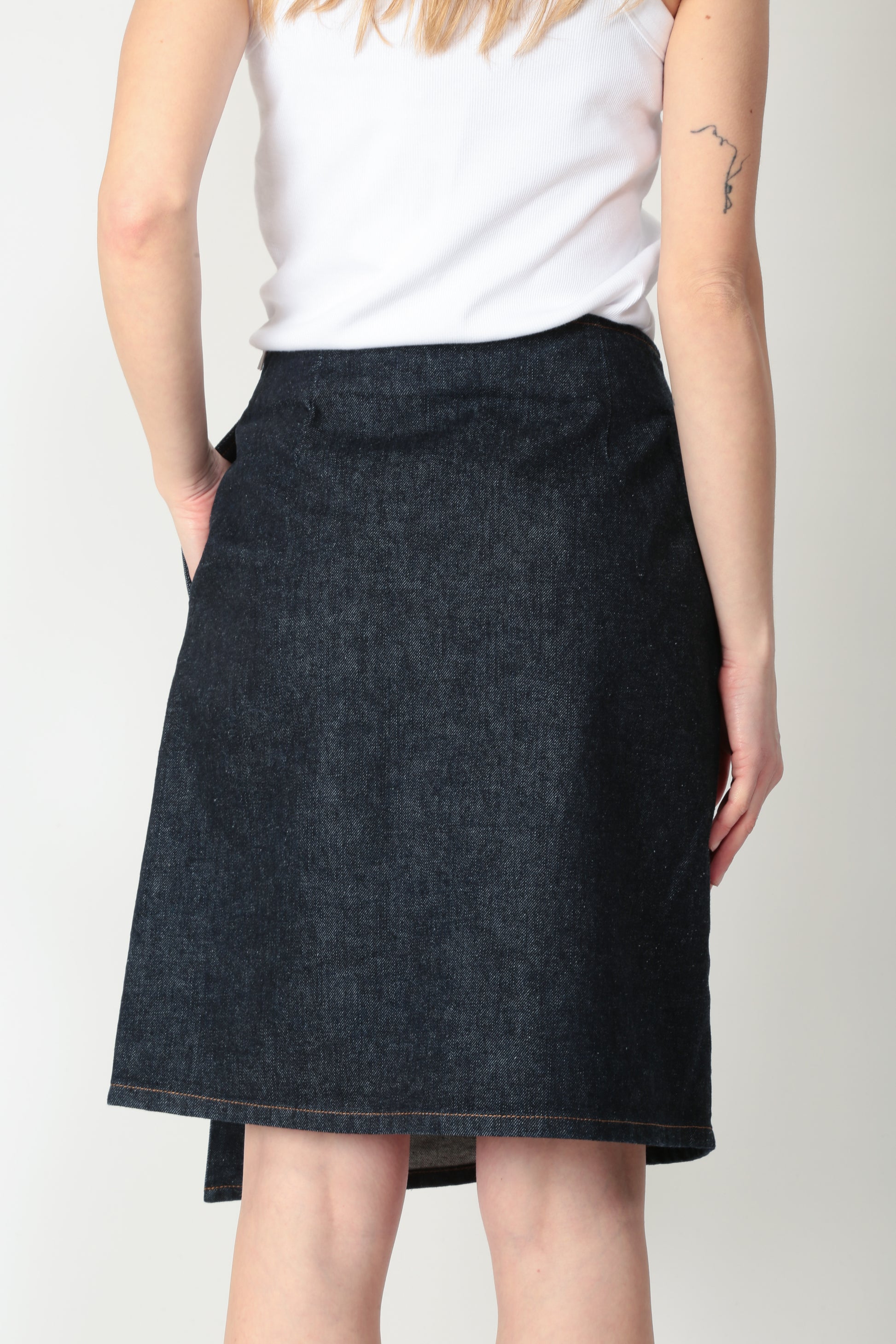 https://admin.shopify.com/store/gulieshop/products/15095552737629#:~:text=https%3A//www.gulieshop.it%20%E2%80%BA%20products%20%E2%80%BA%20department%2D5%2Dgonna%2Da%2Dportafoglio%2Dphila%2Ddg51650d2df0060083