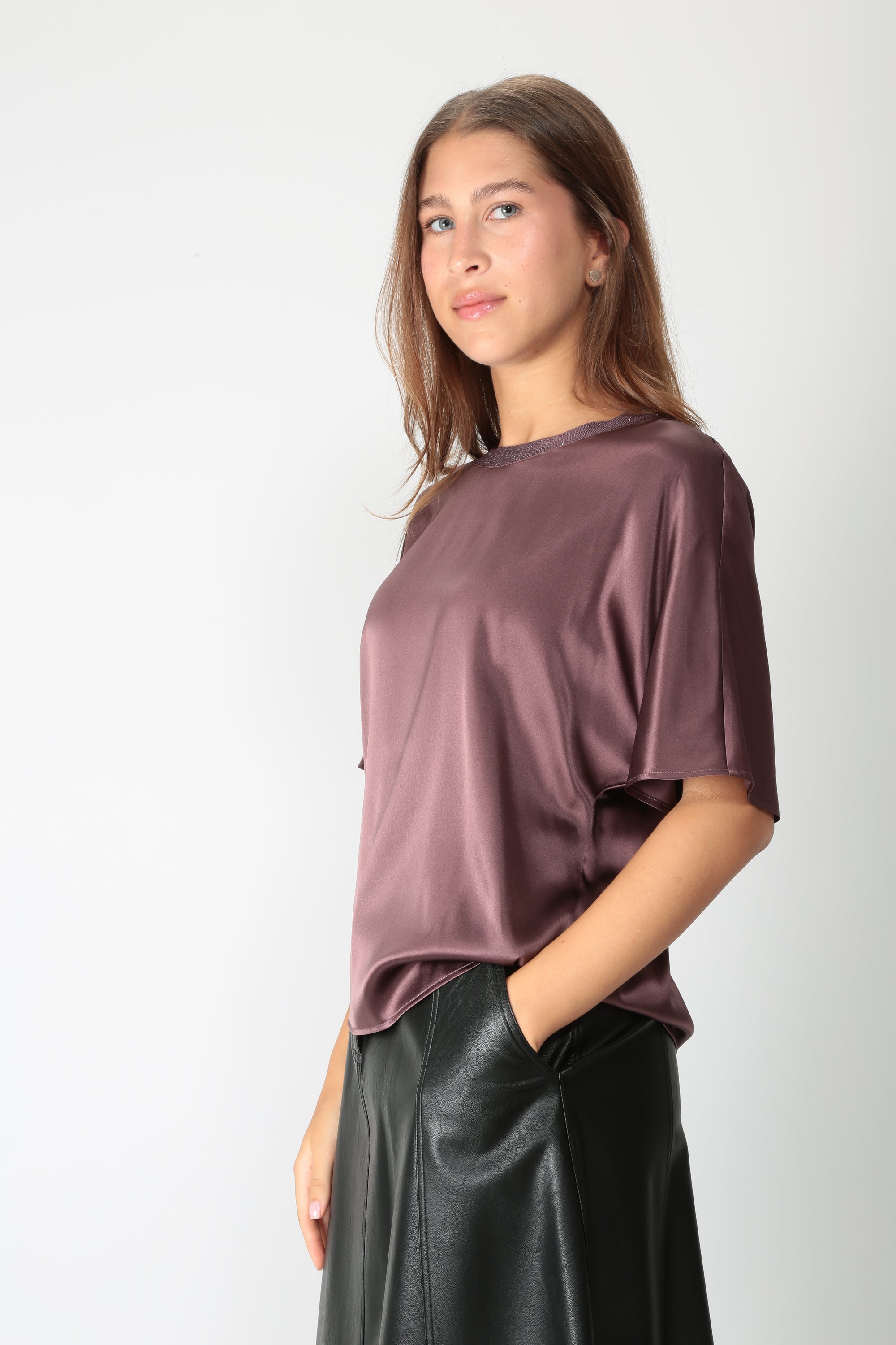 https://admin.shopify.com/store/gulieshop/products/16448378110301