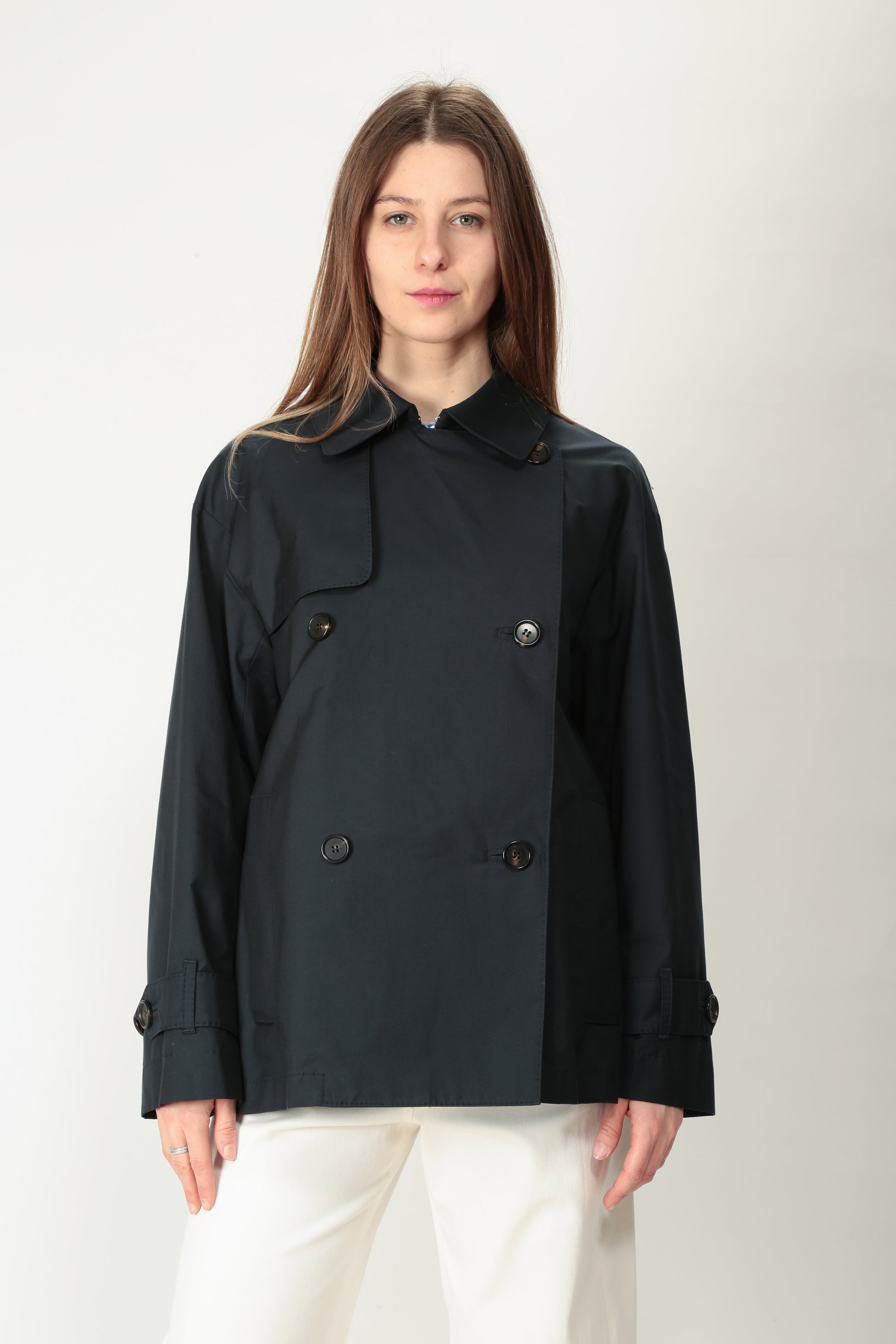 https://admin.shopify.com/store/gulieshop/products/15307099832669#:~:text=https%3A//www.gulieshop.it%20%E2%80%BA%20products%20%E2%80%BA%20maxmara%2Dthe%2Dcube%2Dtrench%2Dcorto%2Dzeno