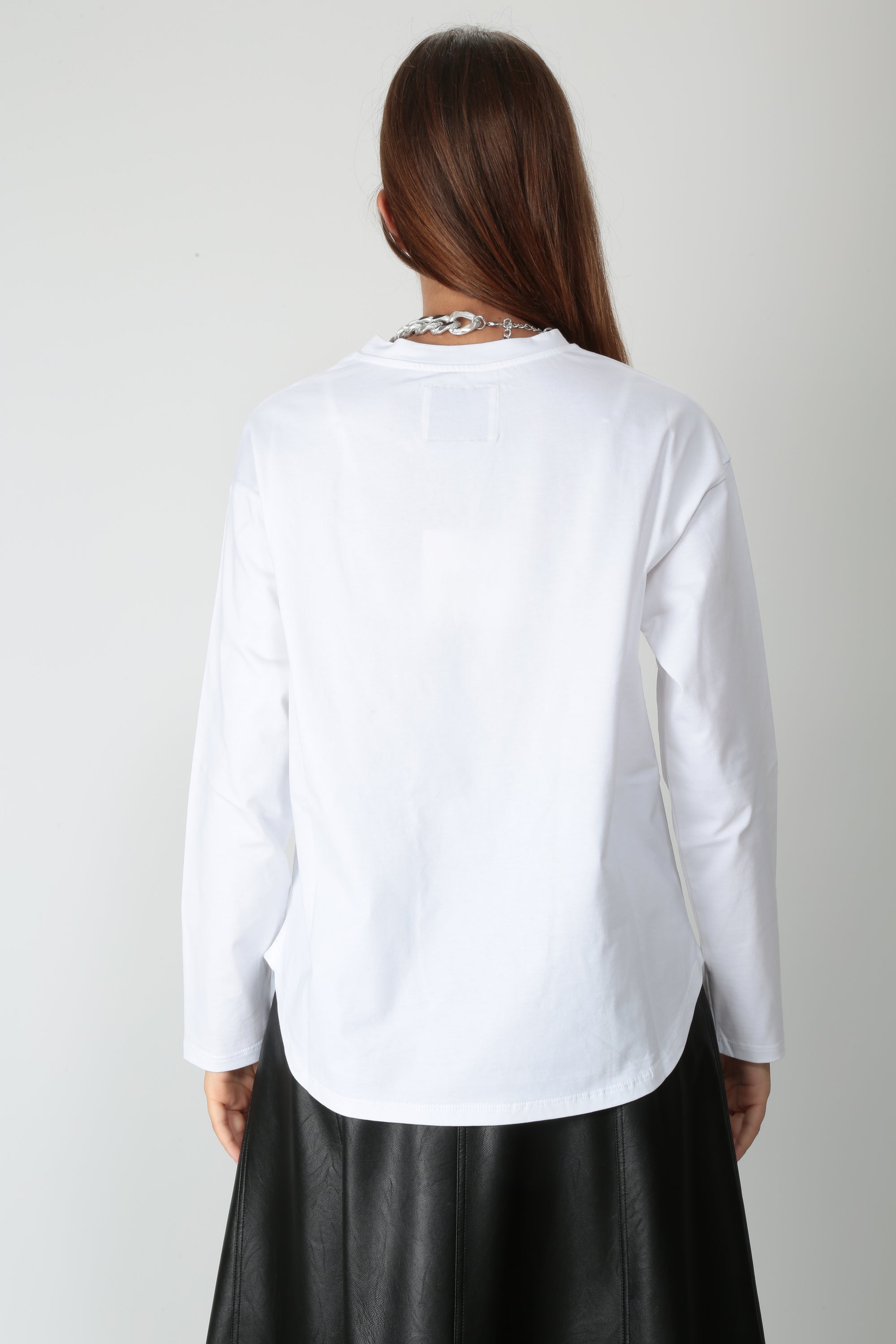 https://admin.shopify.com/store/gulieshop/products/16448338428253#:~:text=https%3A//www.gulieshop.it%20%E2%80%BA%20products%20%E2%80%BA%20jei%2Do%2Dlaboratorio%2Dt%2Dshirt%2Doversize%2D4796